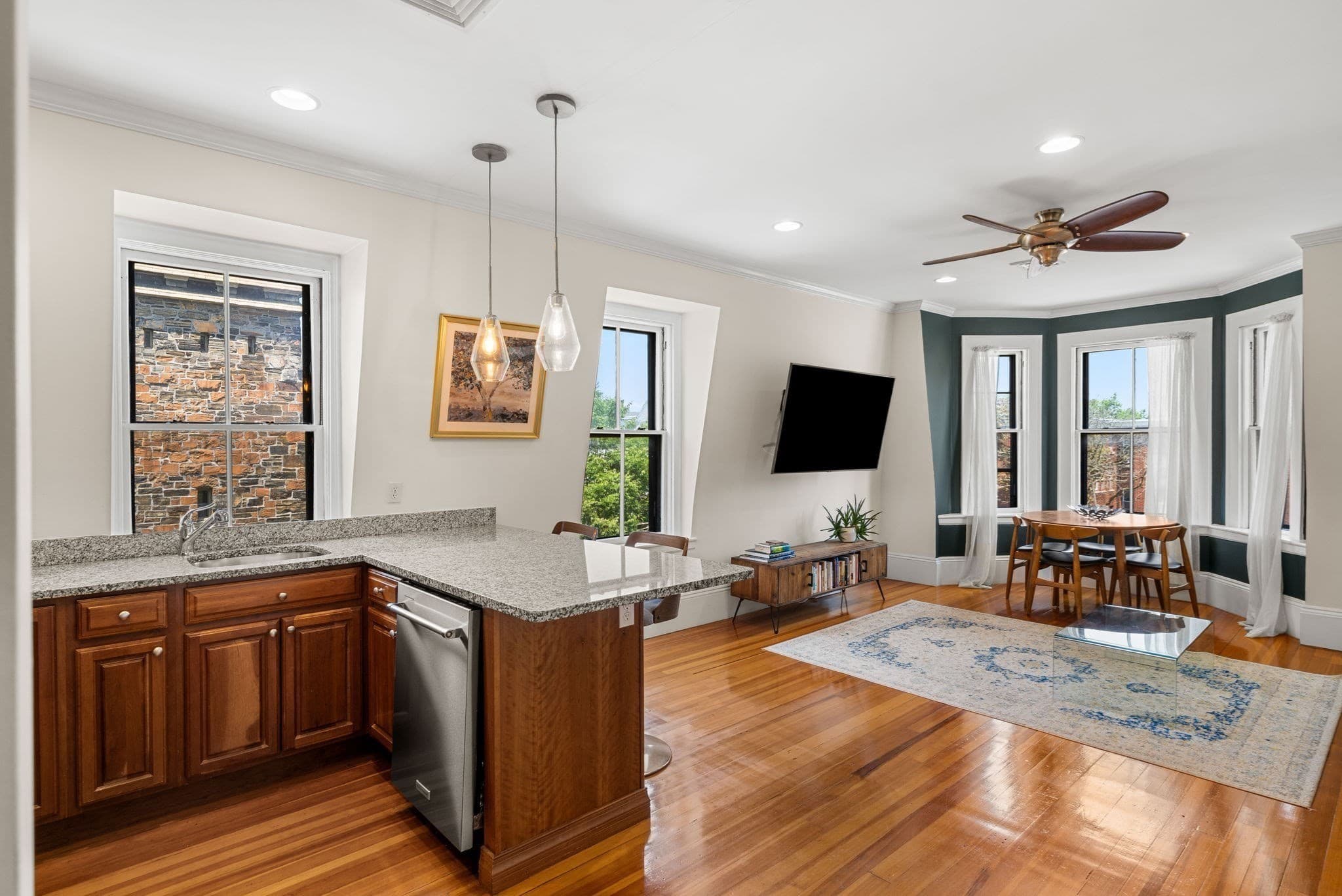 400 Broadway # 7, Somerville MA 02145