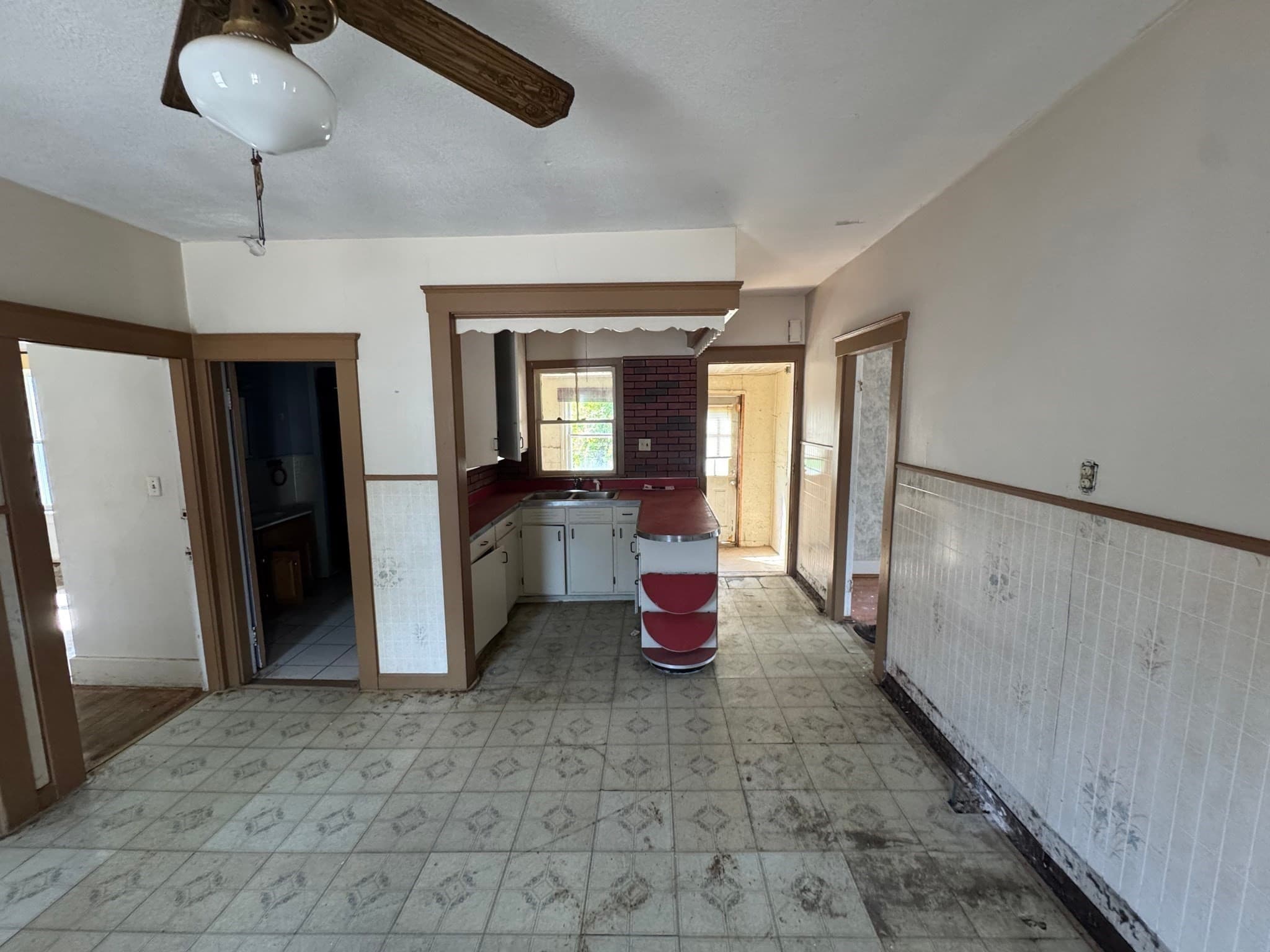 Commercial Sale at 6 Gillespie Rd, Charlton MA 01507, Charlton, photo 27 of 40