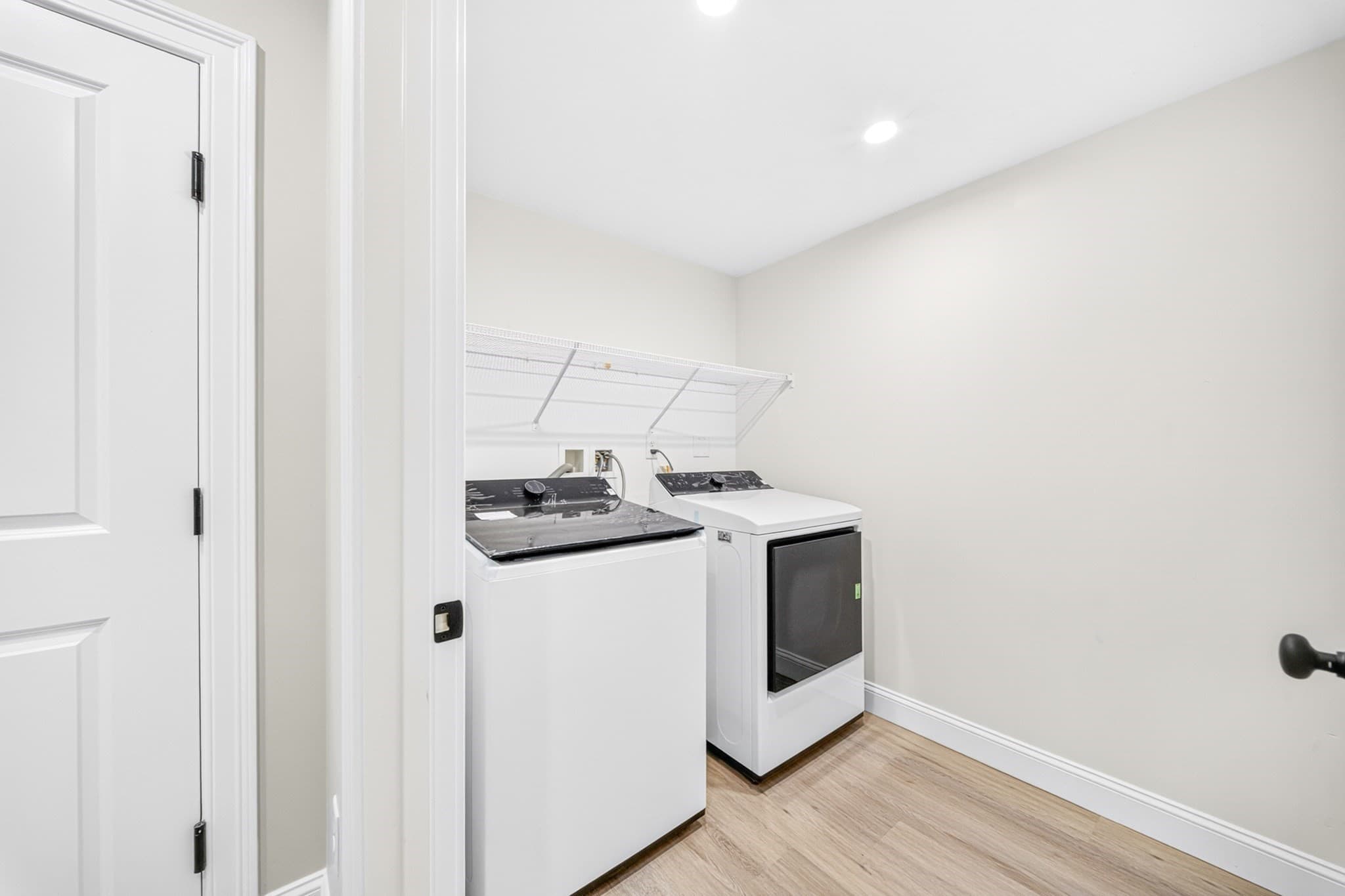 Multi Family at 6-6AA Mchugh Ave, Billerica MA 01821, Billerica, photo 26 of 42