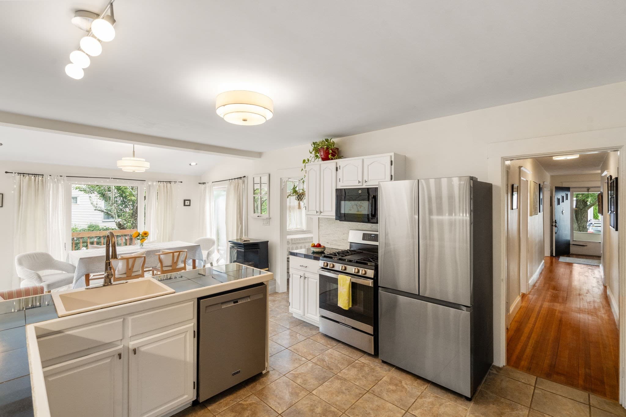 Condominium at 23 Walnut St # 23, Belmont MA 02478, Belmont, photo 10 of 30