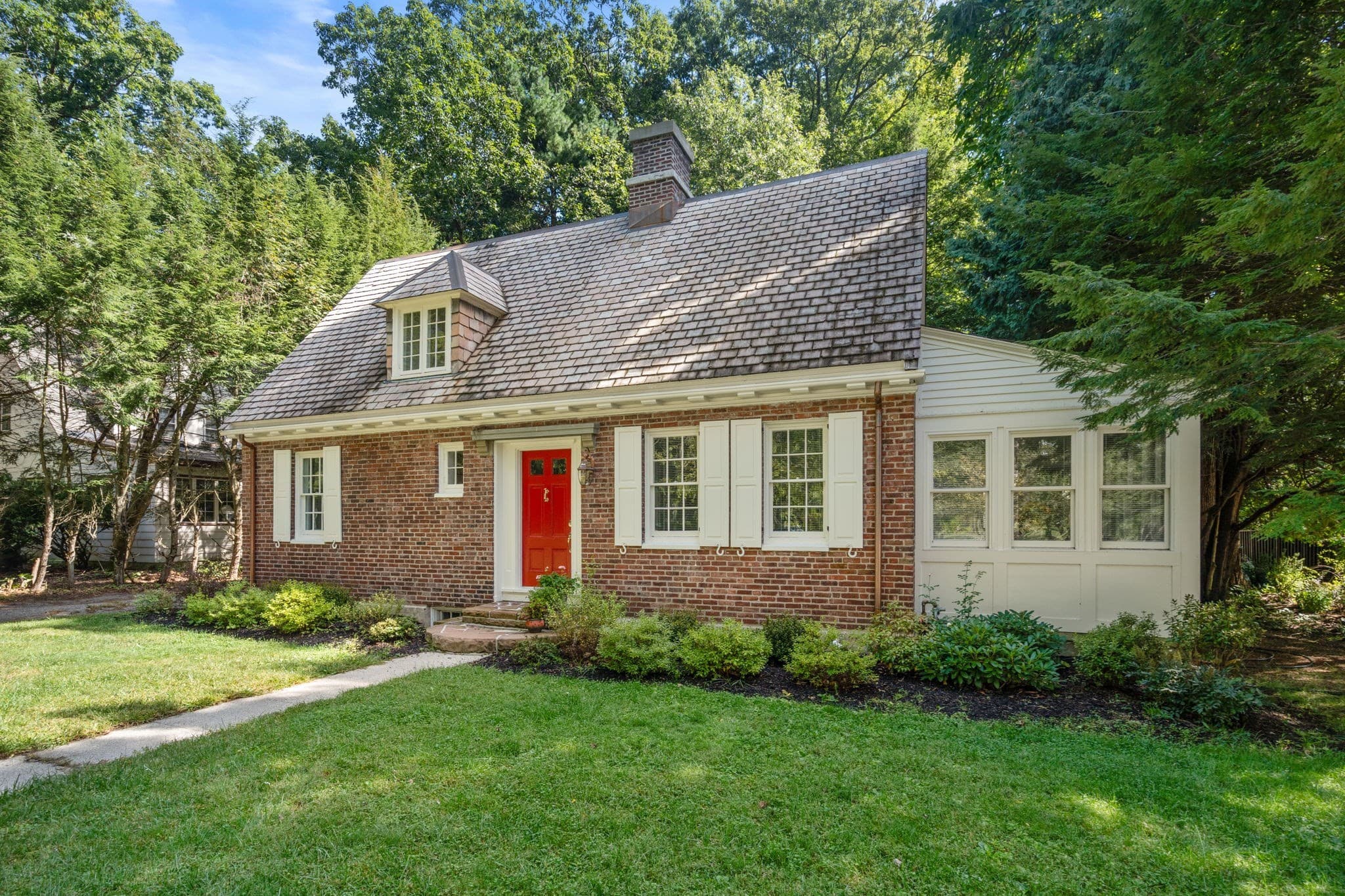 43 Woodlawn Ave, Northampton MA 01060
