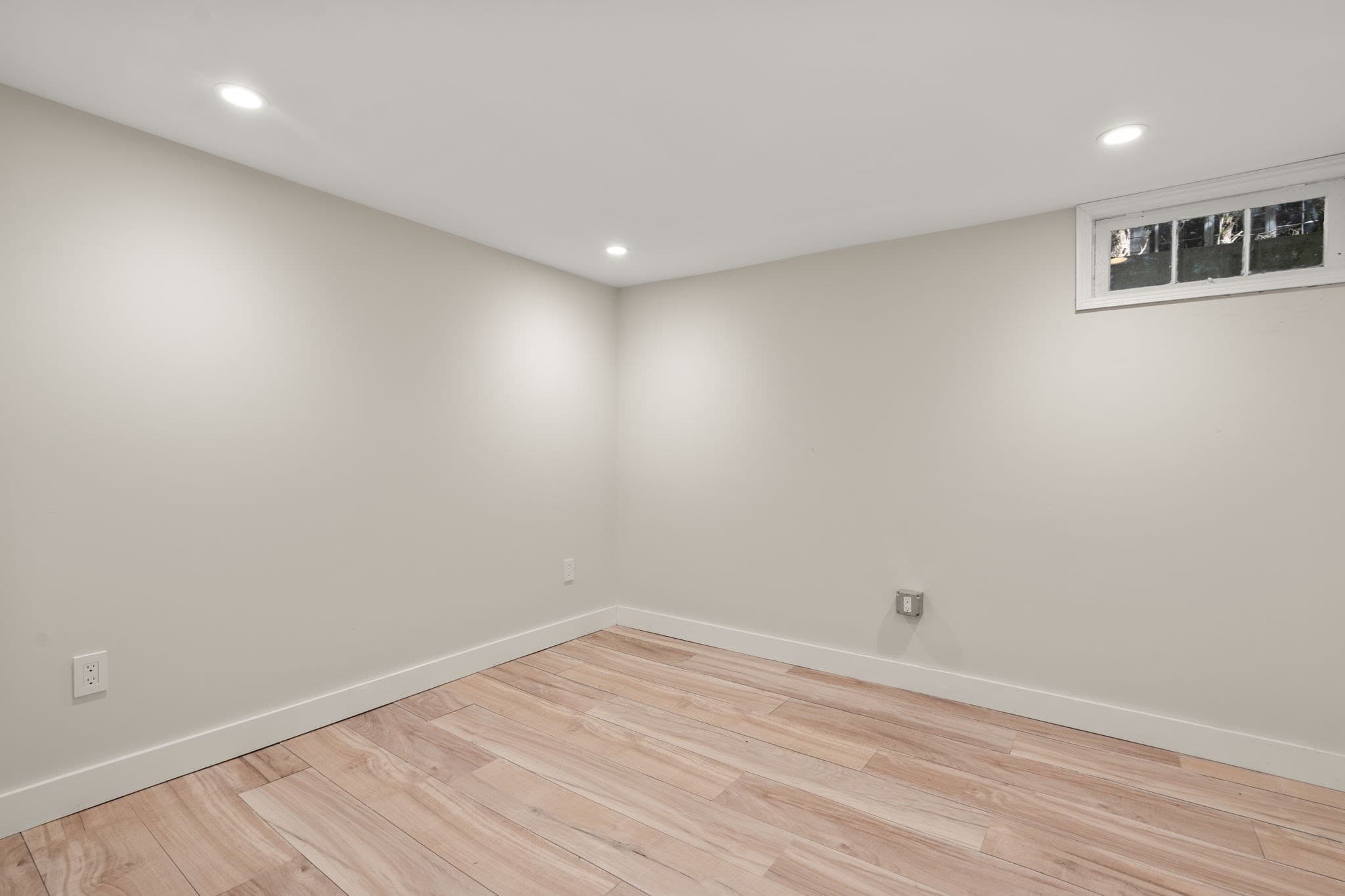 Single Family Residence at 43 Woodlawn Ave, Northampton MA 01060, Northampton, photo 28 of 30