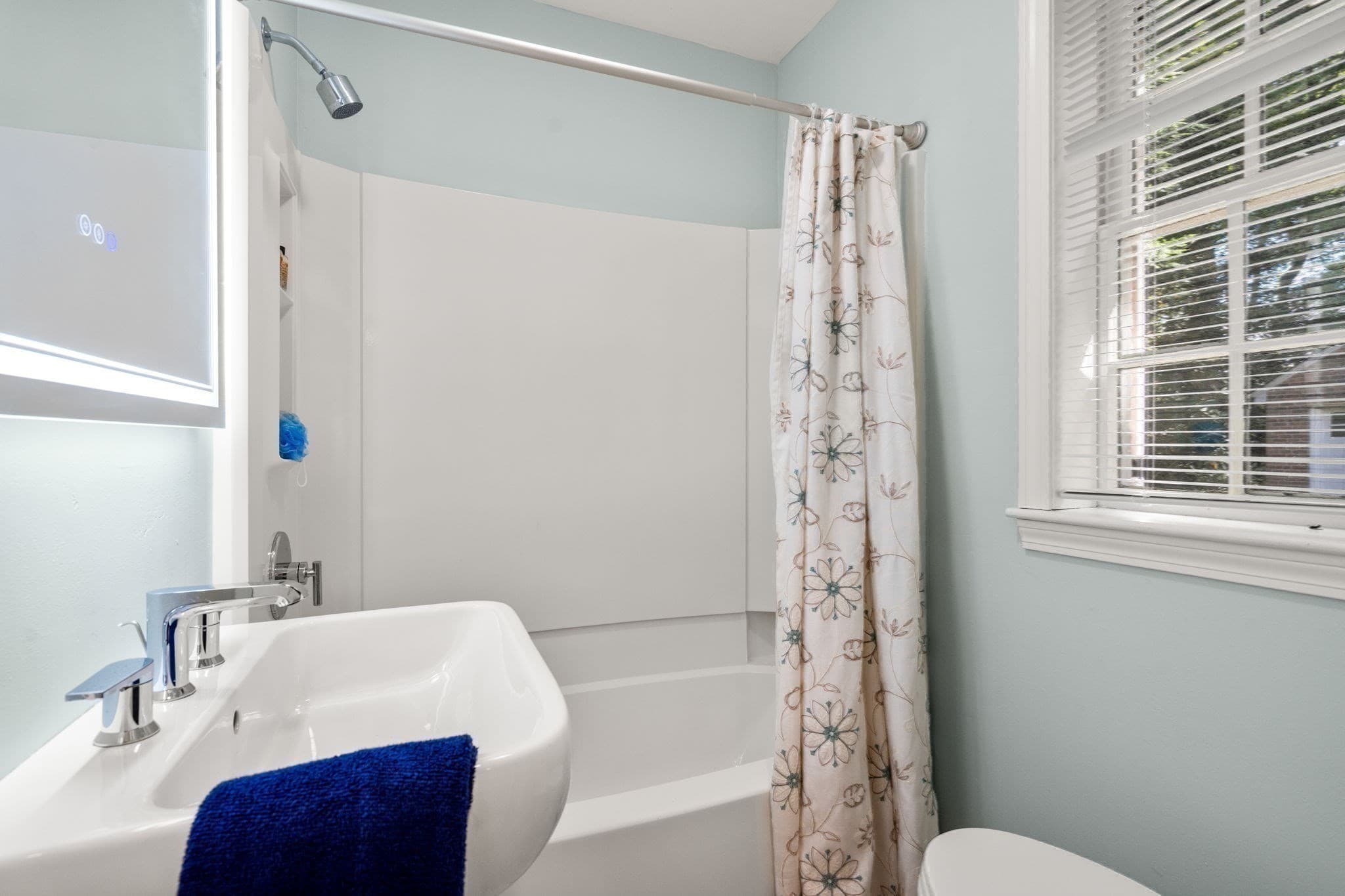 Single Family Residence at 43 Woodlawn Ave, Northampton MA 01060, Northampton, photo 25 of 30