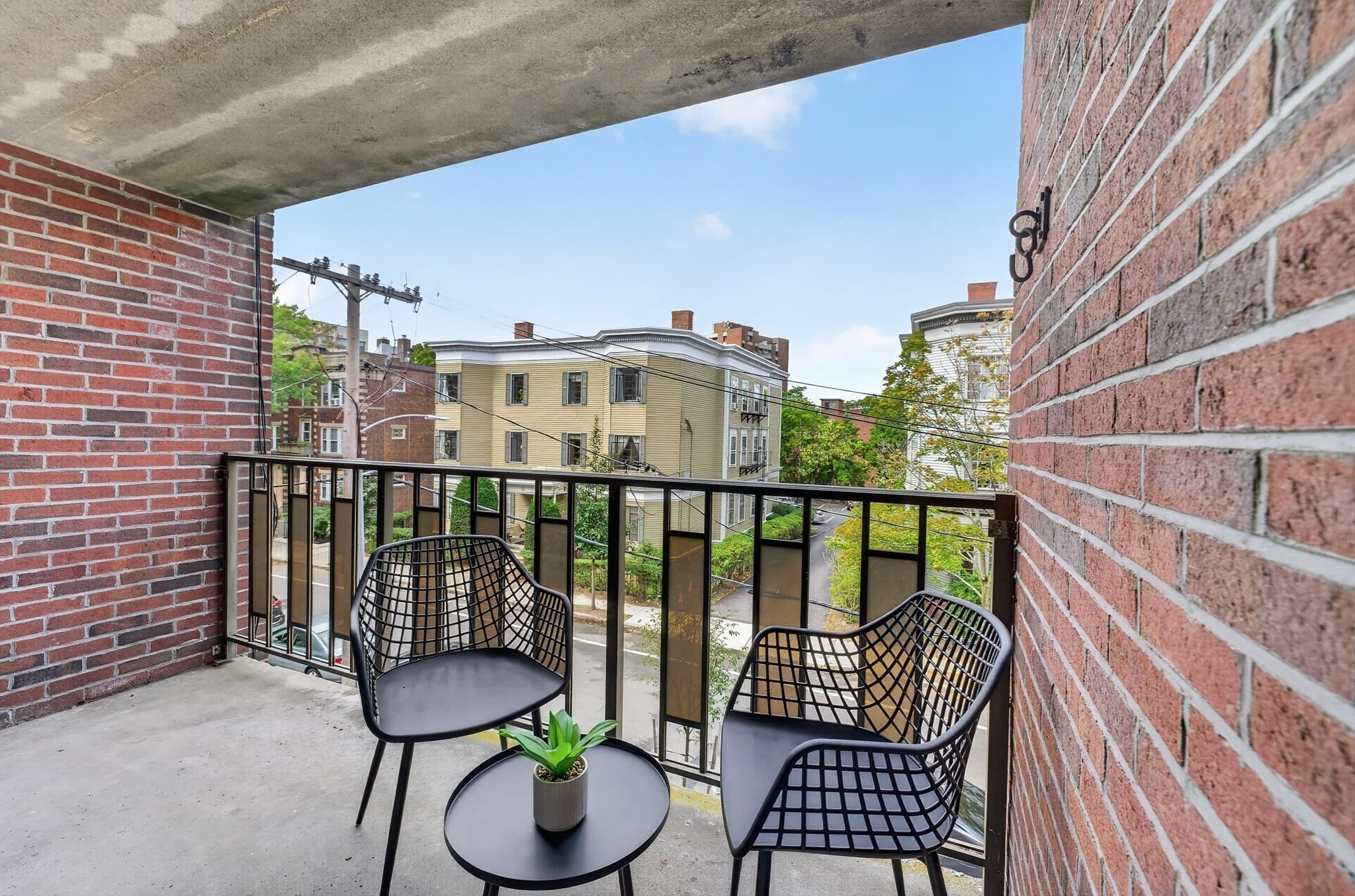 Condominium at 12-16 Ellery St # 303, Cambridge MA 02138, Cambridge, photo 2 of 28
