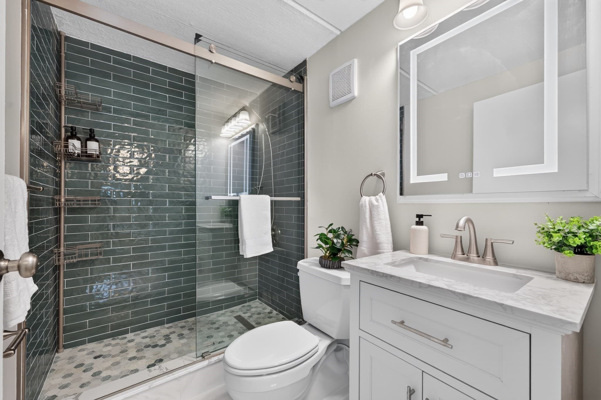 Condominium at 12-16 Ellery St # 303, Cambridge MA 02138, Cambridge, photo 5 of 28