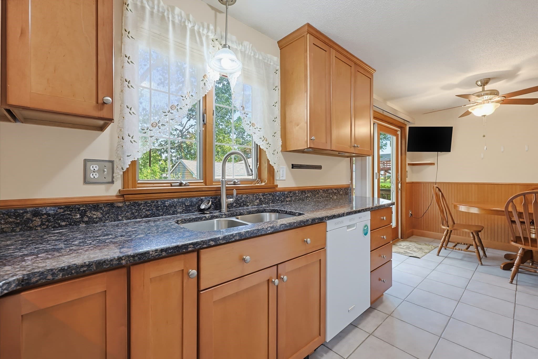 Single Family Residence at 36 Butler St, Ludlow MA 01056, Ludlow, photo 15 of 41