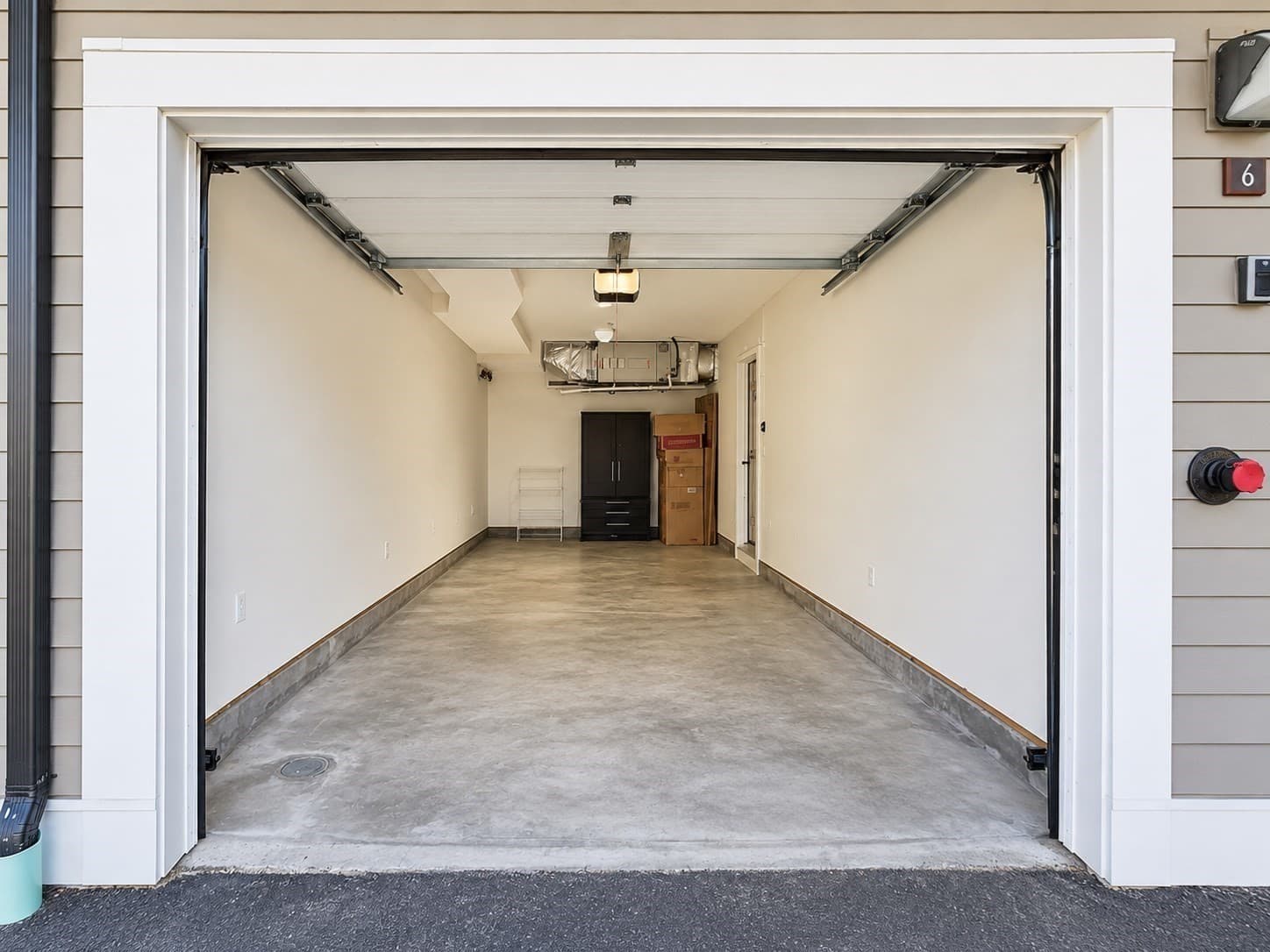Condominium at 310-324 Rindge Ave # 6, Cambridge MA 02140, Cambridge, photo 15 of 15
