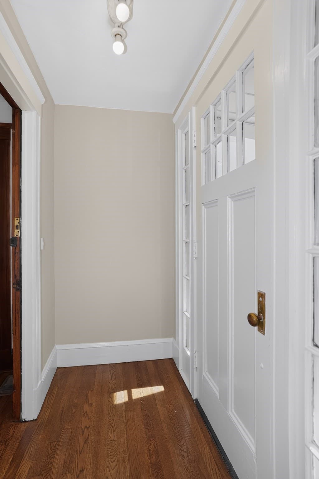 Condominium at 332 Charles River Rd # 332, Watertown MA 02472, Watertown, photo 19 of 40