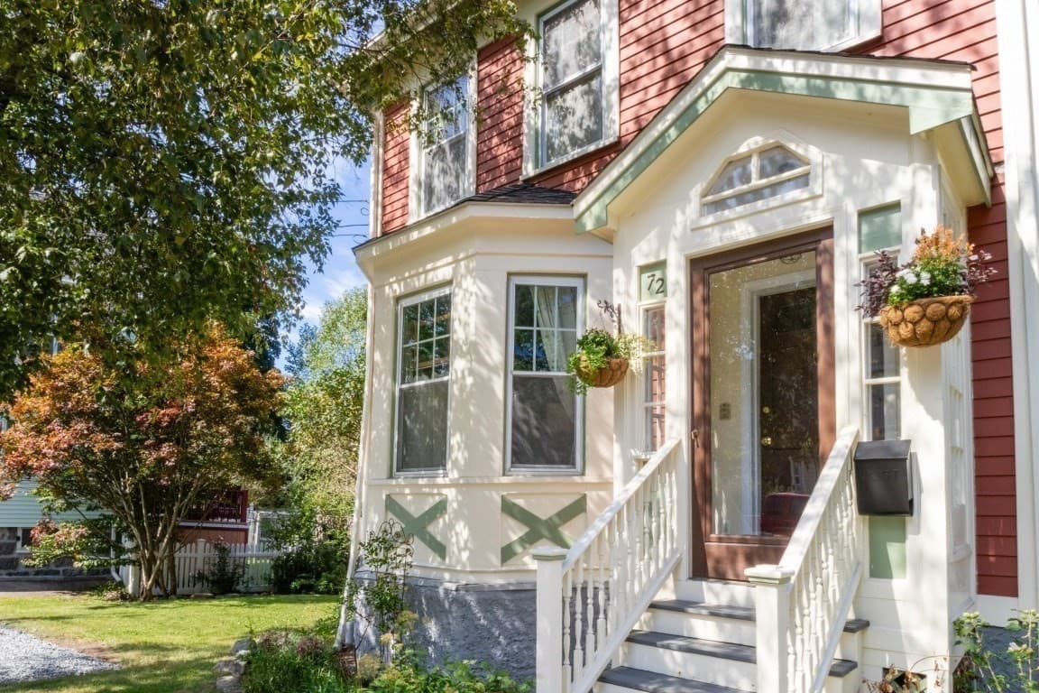 72 Sycamore St, Boston MA 02131