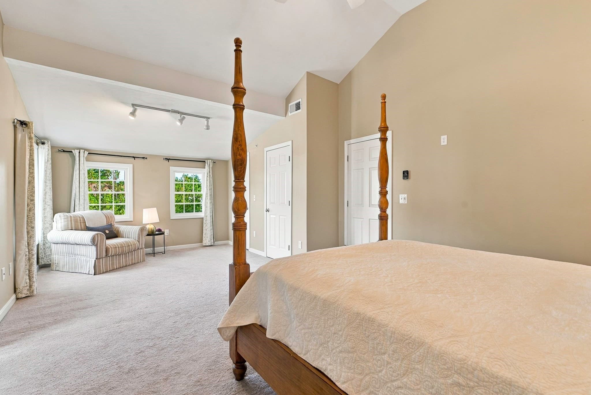 Condominium at 4 Paul Revere # 4, Hopkinton MA 01748, Hopkinton, photo 14 of 33