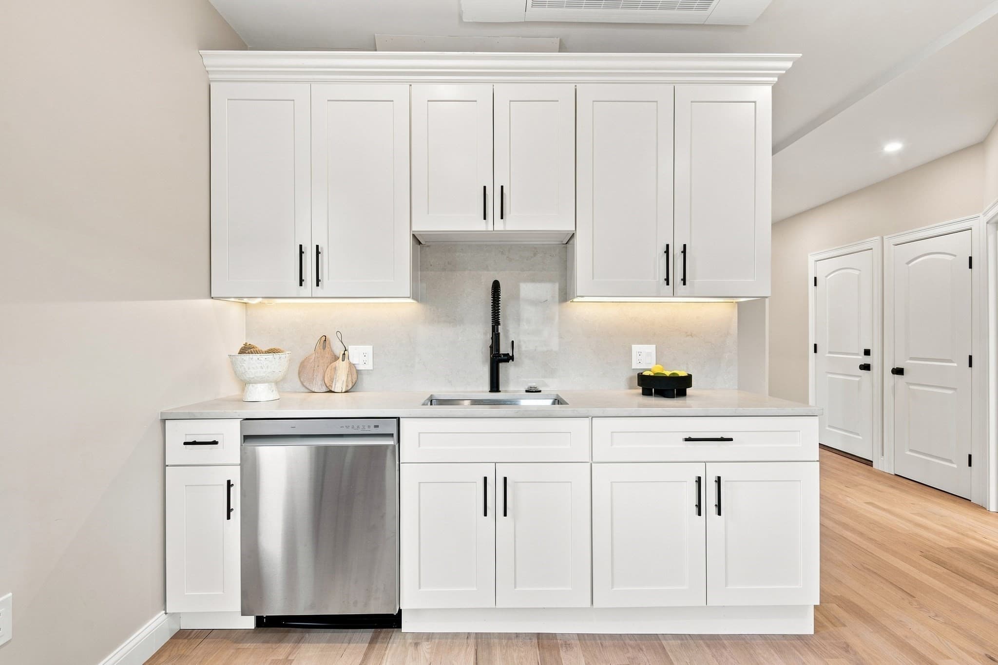 3 Family at 4294 Washington St, Boston MA 02131, Boston, photo 12 of 27