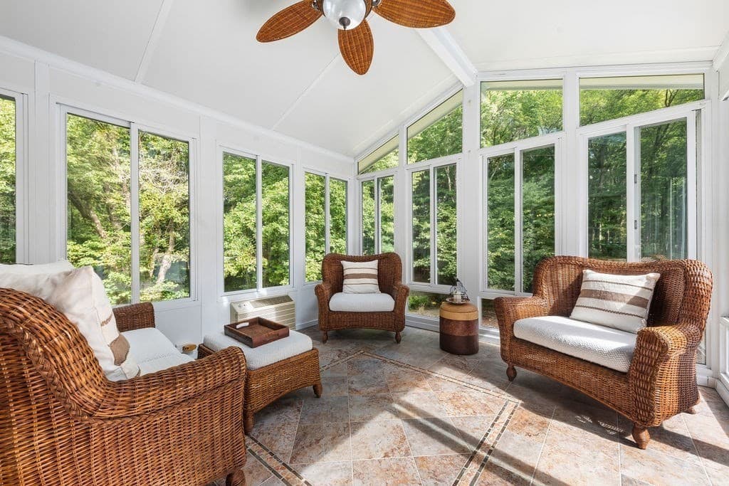 Single Family Residence at 18 Fredric Ln, Mansfield MA 02048, Mansfield, photo 5 of 42
