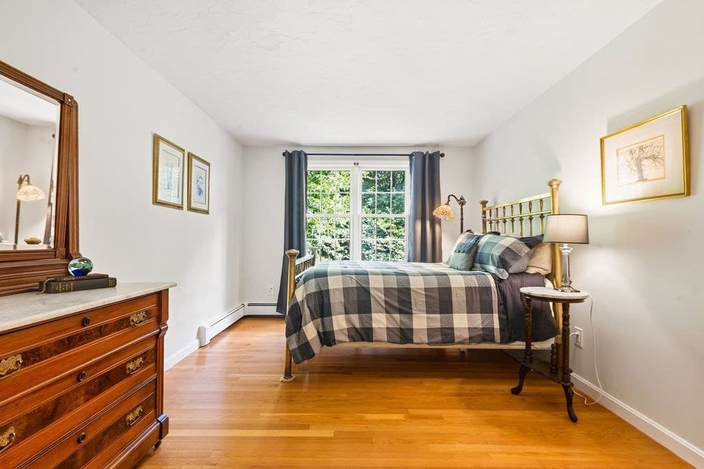 Single Family Residence at 18 Fredric Ln, Mansfield MA 02048, Mansfield, photo 14 of 42