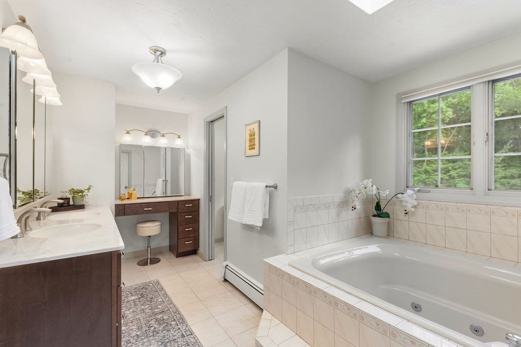Single Family Residence at 18 Fredric Ln, Mansfield MA 02048, Mansfield, photo 37 of 42