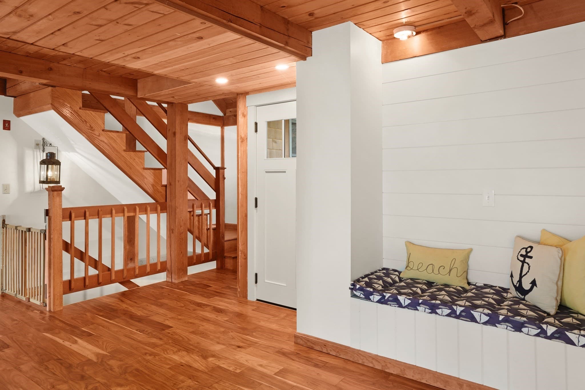 Single Family Residence at 8 Jeffers Way, Aquinnah MA 02535, Aquinnah, photo 5 of 42