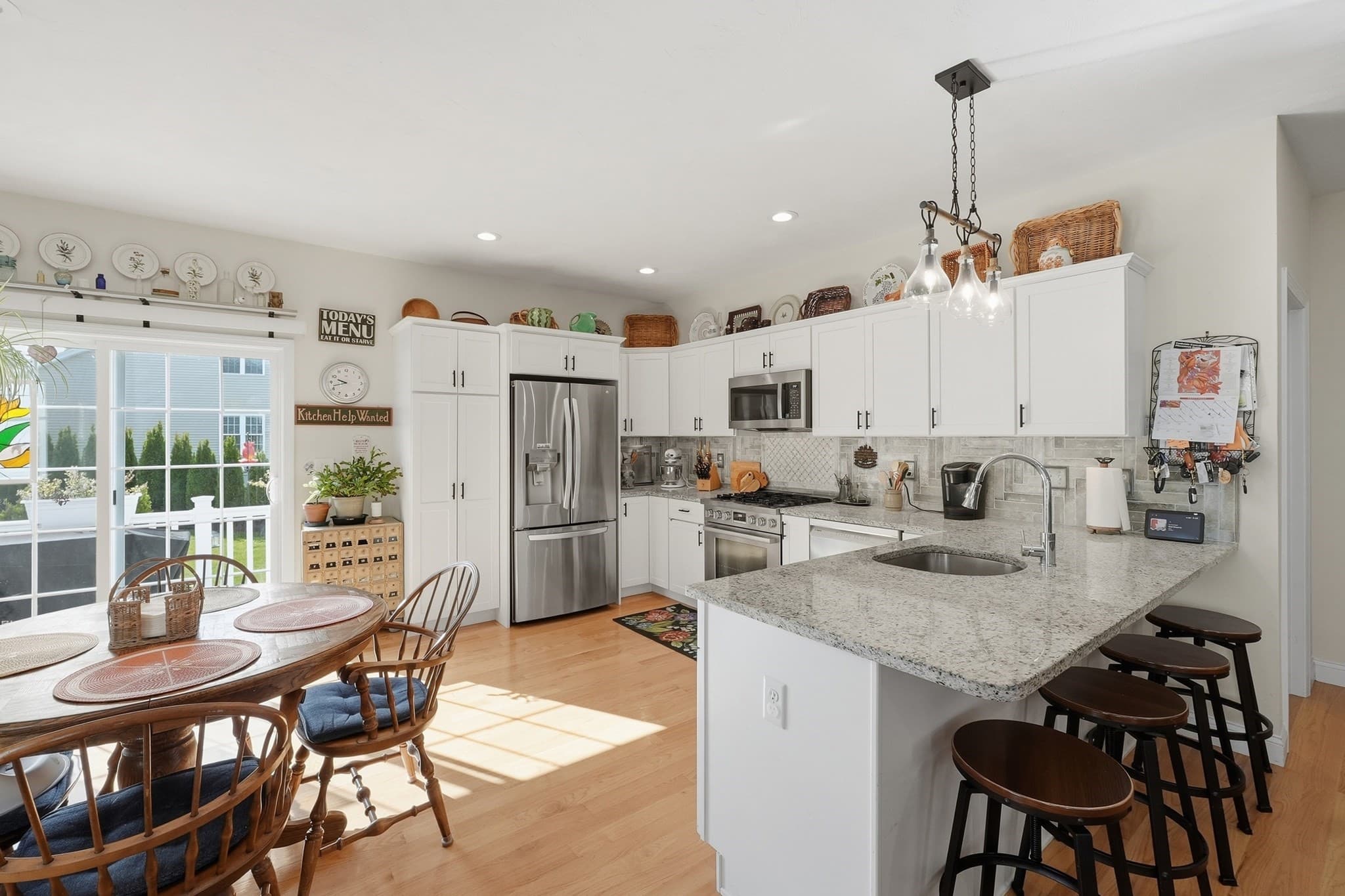 Condominium at 9 Settlers Ln # 583, Holden MA 01520, Holden, photo 6 of 41