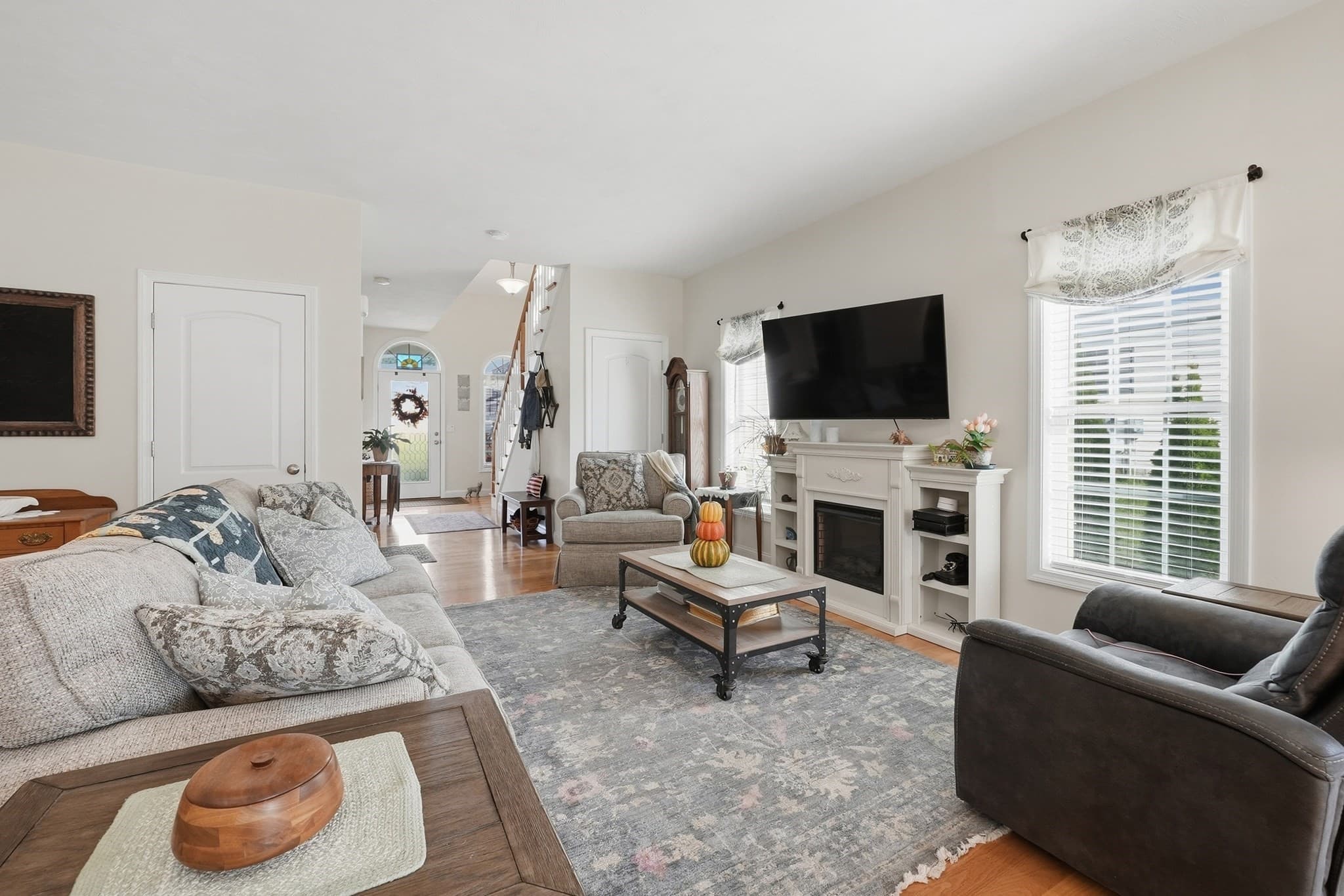 Condominium at 9 Settlers Ln # 583, Holden MA 01520, Holden, photo 16 of 41