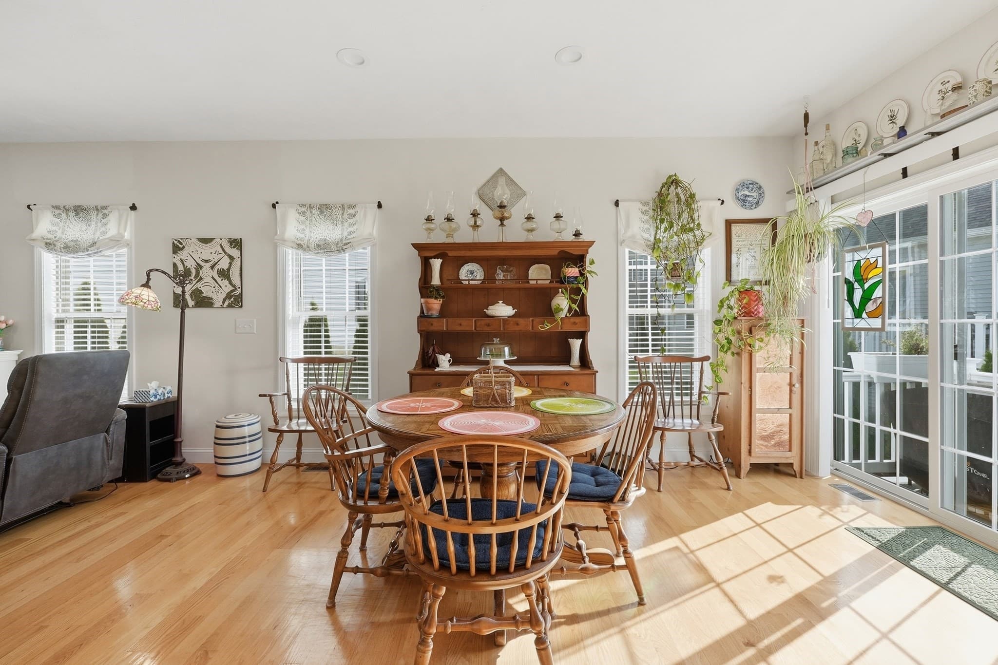 Condominium at 9 Settlers Ln # 583, Holden MA 01520, Holden, photo 12 of 41