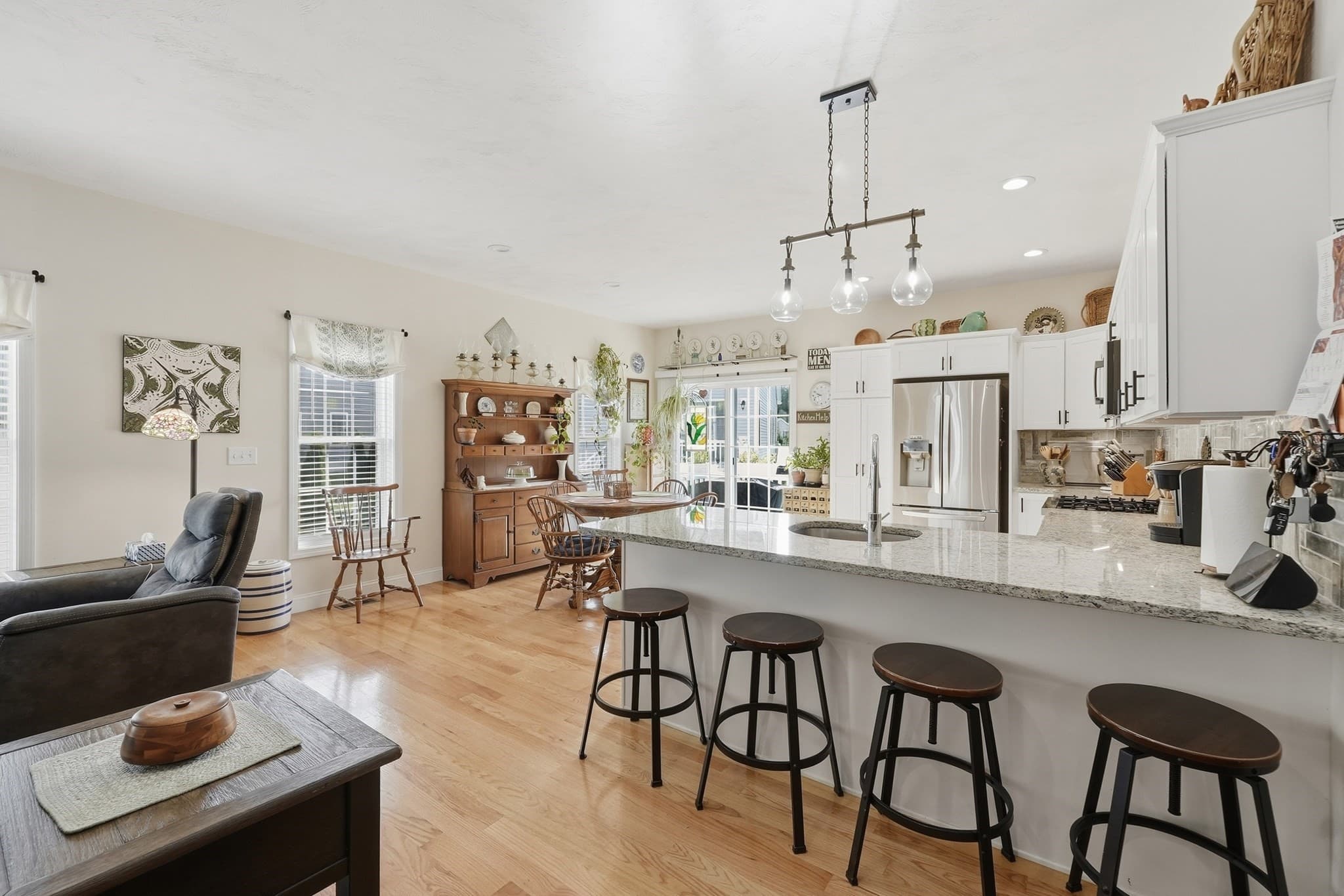 Condominium at 9 Settlers Ln # 583, Holden MA 01520, Holden, photo 5 of 41