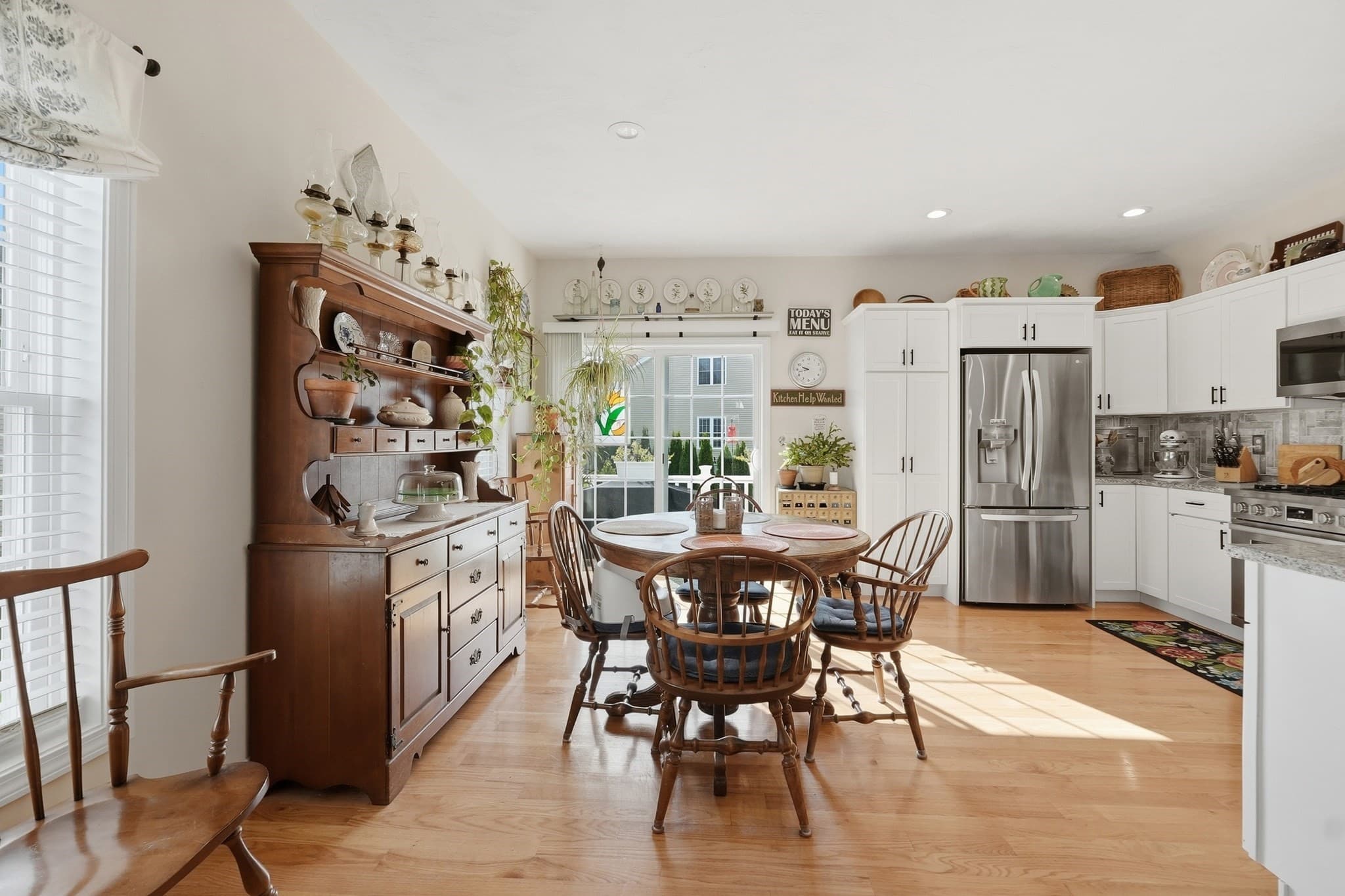 Condominium at 9 Settlers Ln # 583, Holden MA 01520, Holden, photo 11 of 41