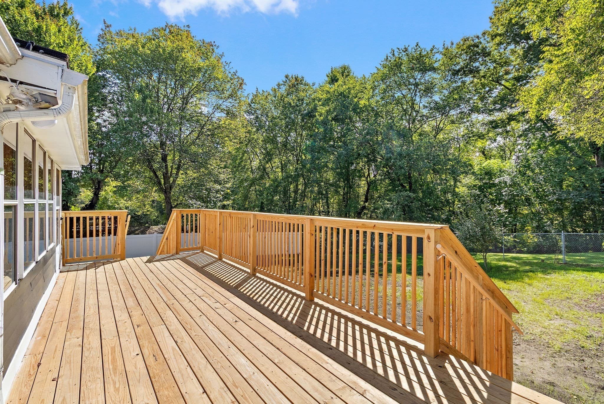 Single Family Residence at 21 Puddingstone Ln, Bellingham MA 02019, Bellingham, photo 5 of 30