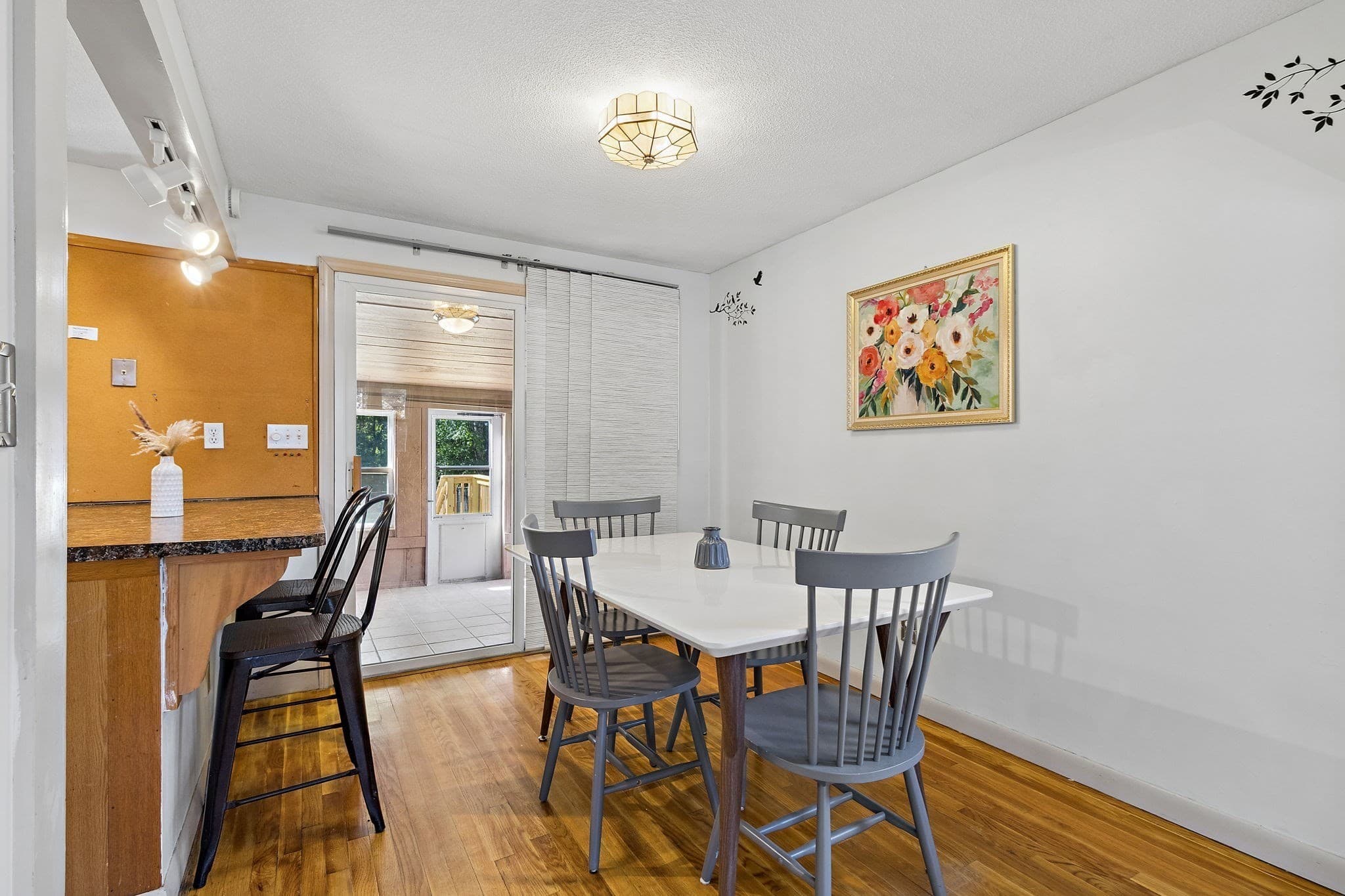 Single Family Residence at 21 Puddingstone Ln, Bellingham MA 02019, Bellingham, photo 9 of 30