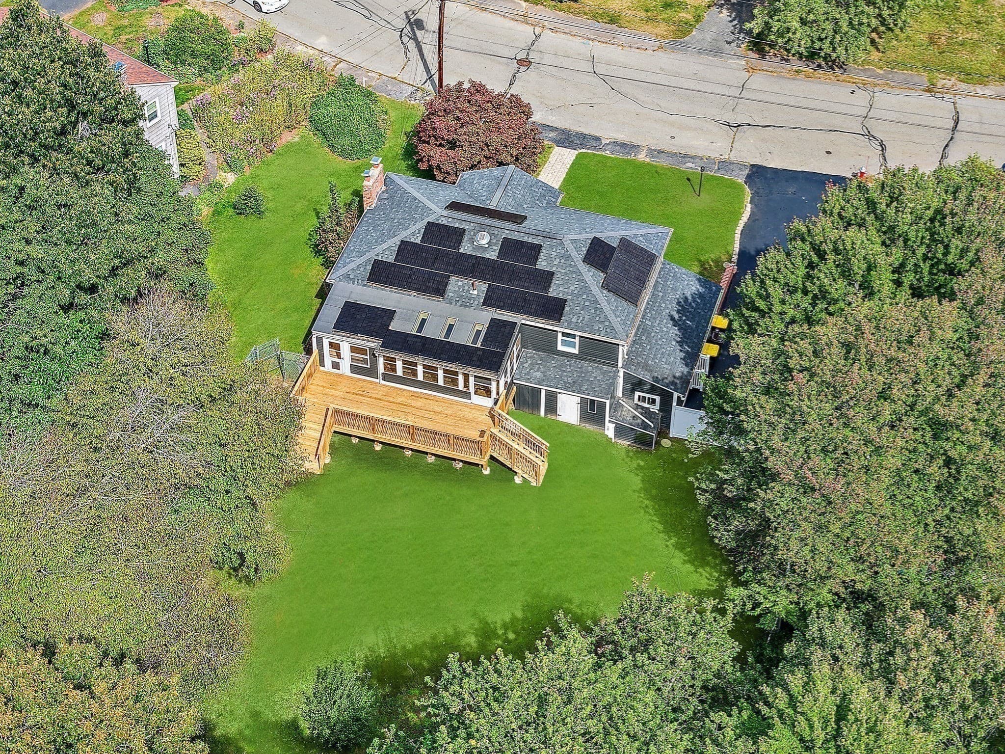 Single Family Residence at 21 Puddingstone Ln, Bellingham MA 02019, Bellingham, photo 24 of 30