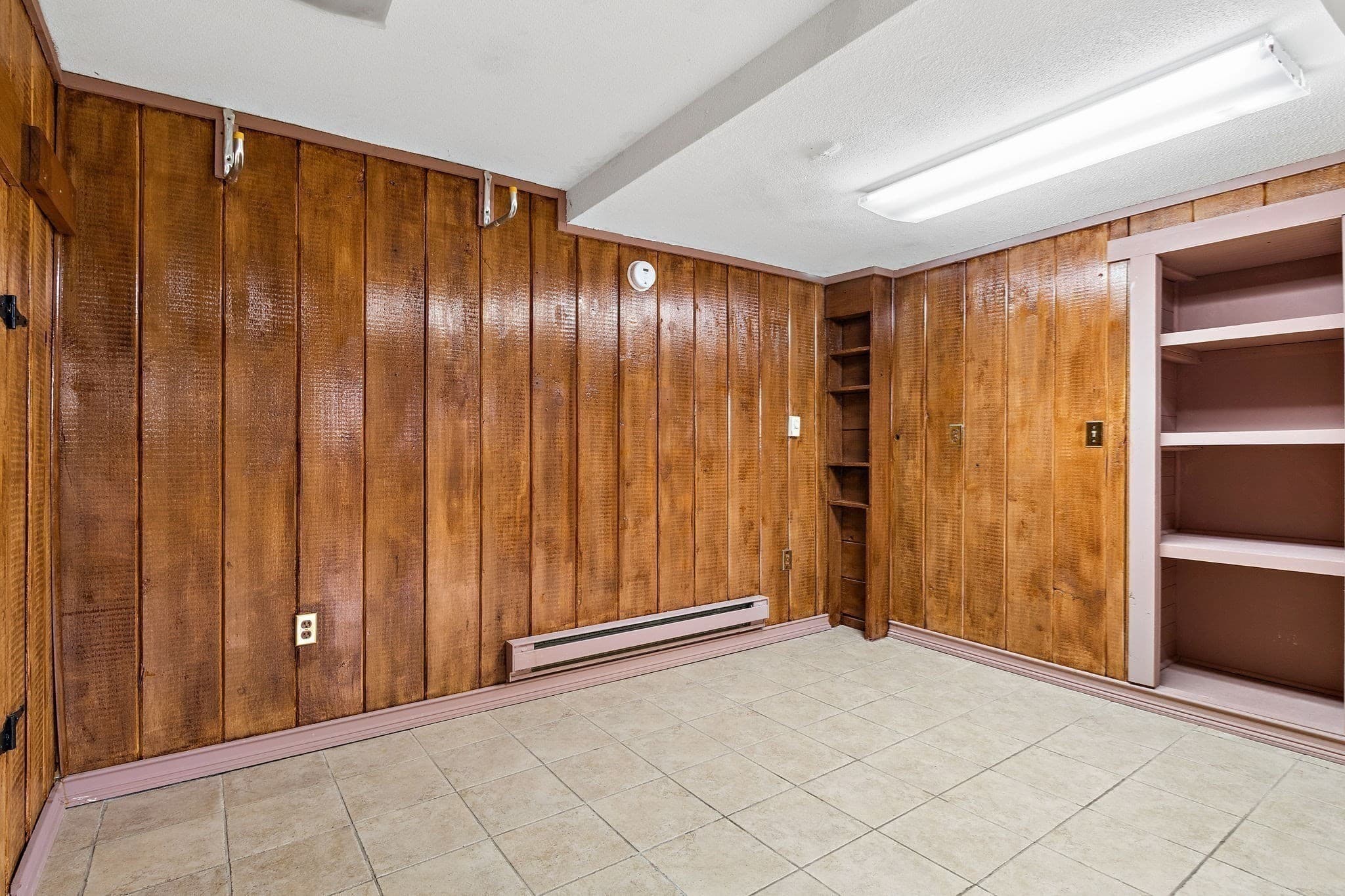 Single Family Residence at 21 Puddingstone Ln, Bellingham MA 02019, Bellingham, photo 18 of 30