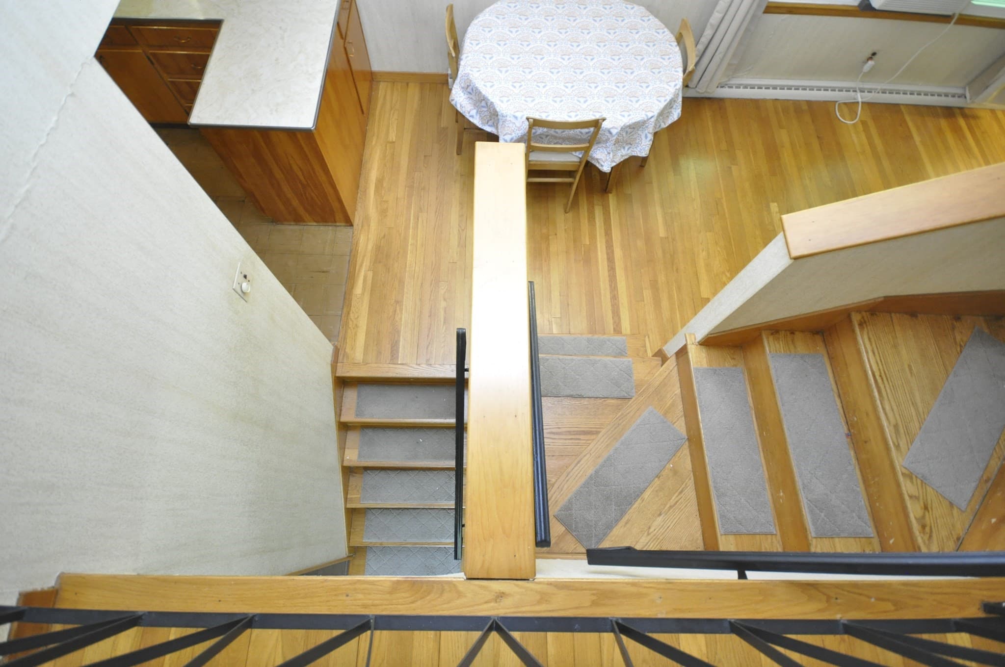 Single Family Residence at 122 Sunset Dr, Brockton MA 02301, Brockton, photo 12 of 23