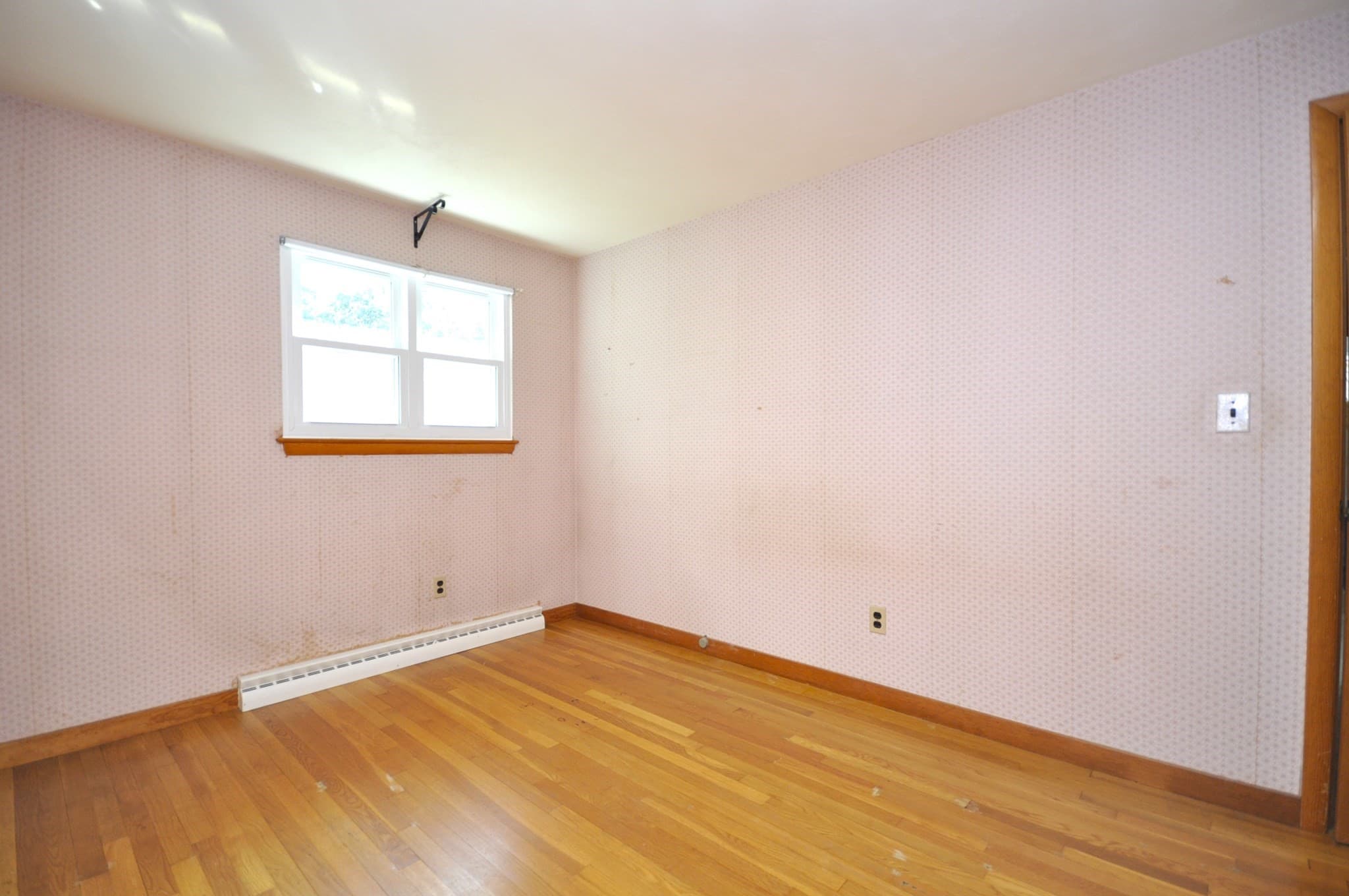 Single Family Residence at 122 Sunset Dr, Brockton MA 02301, Brockton, photo 18 of 23