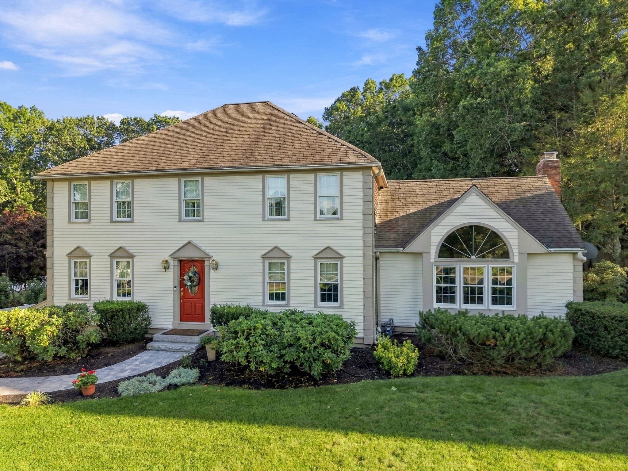 Single Family Residence at 150 Fairways Edge Dr, Marshfield MA 02050, Marshfield, photo 2 of 41