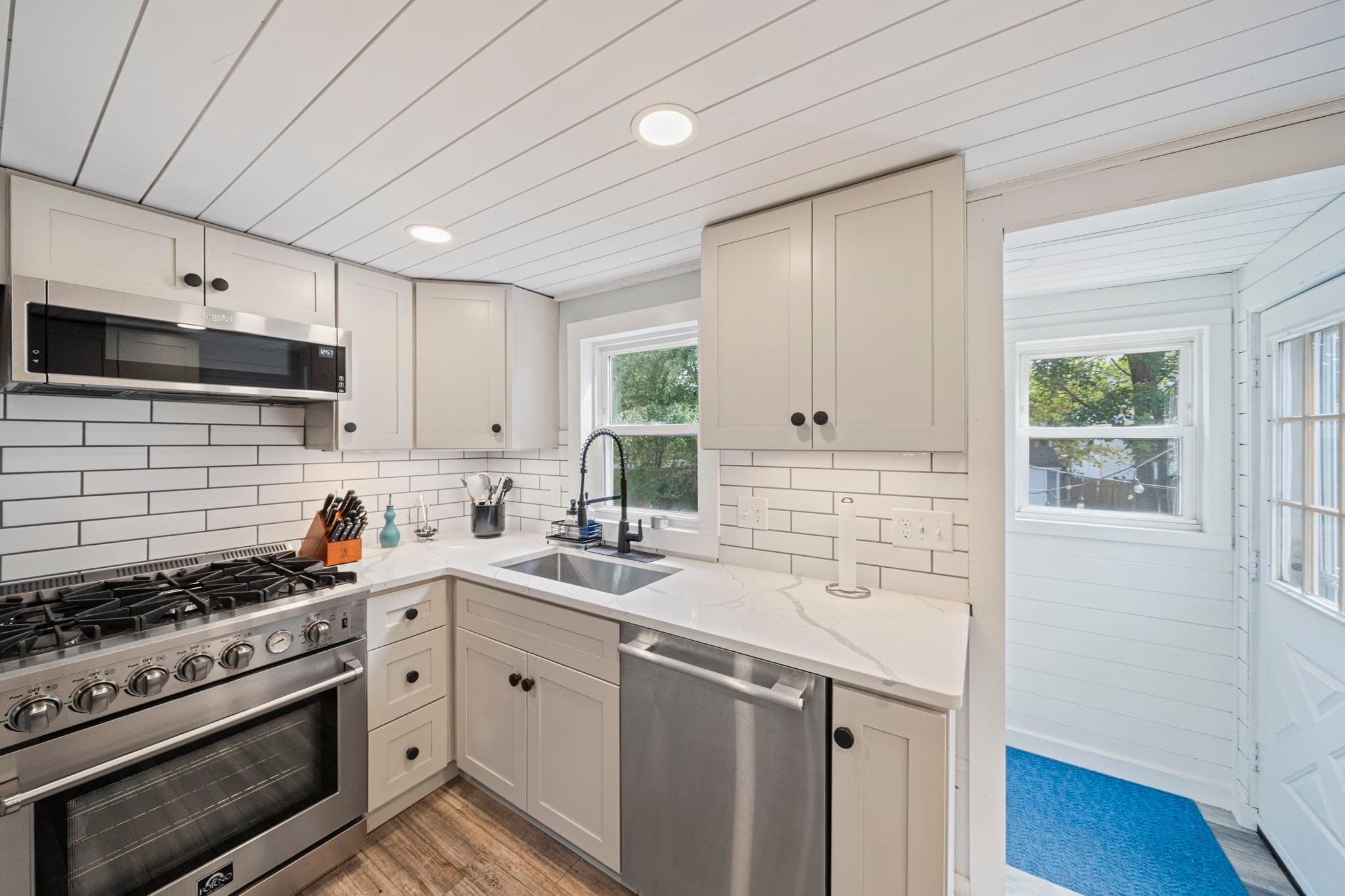Single Family Residence at 338 Green St, Weymouth MA 02191, Weymouth, photo 6 of 23