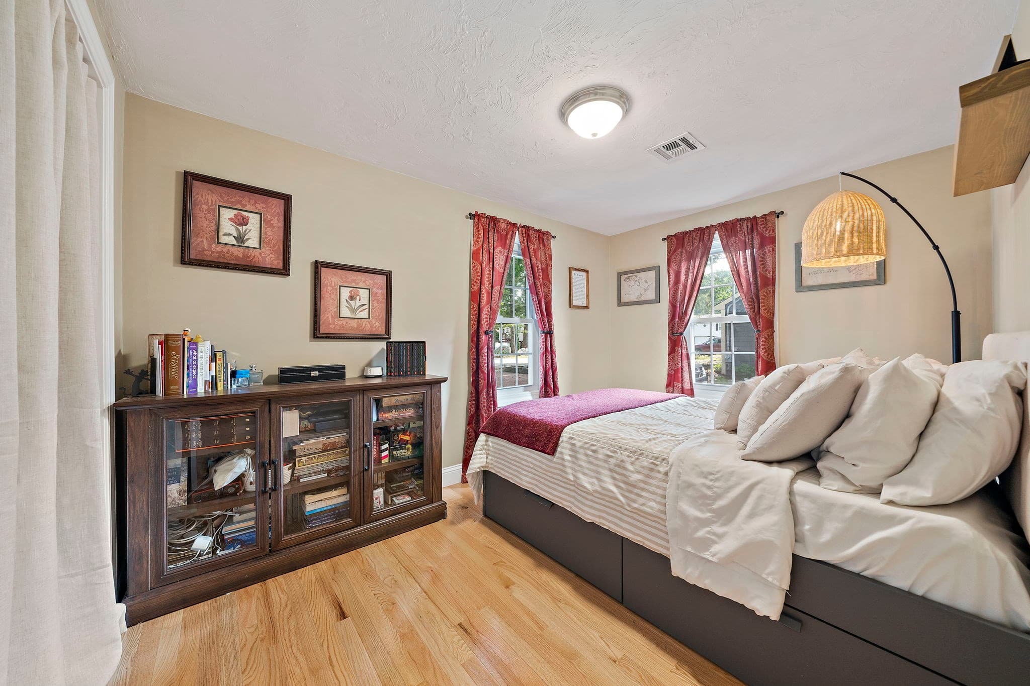 Single Family Residence at 45 Coleman St, Abington MA 02351, Abington, photo 11 of 21