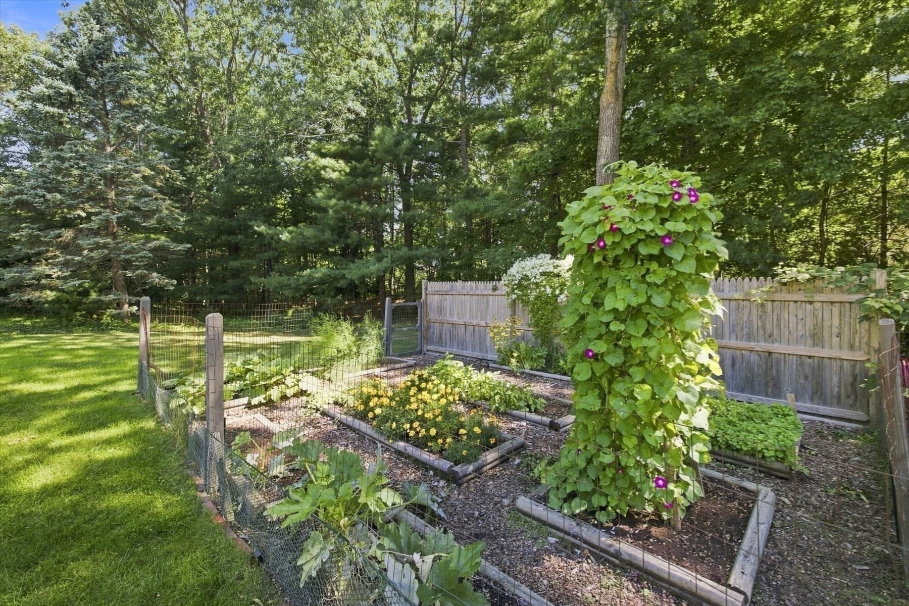 Single Family Residence at 59 Beaverbrook Ln, Duxbury MA 02332, Duxbury, photo 36 of 41