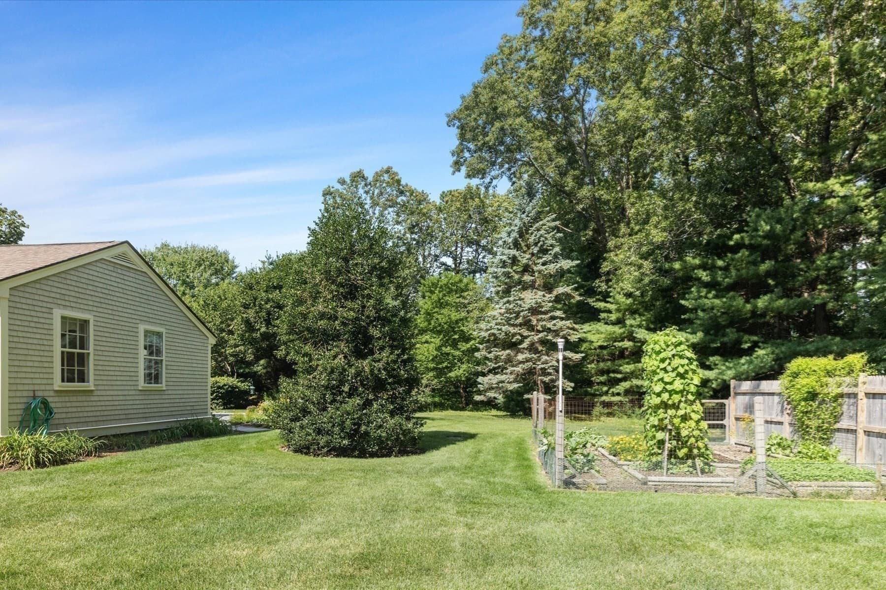 Single Family Residence at 59 Beaverbrook Ln, Duxbury MA 02332, Duxbury, photo 34 of 41