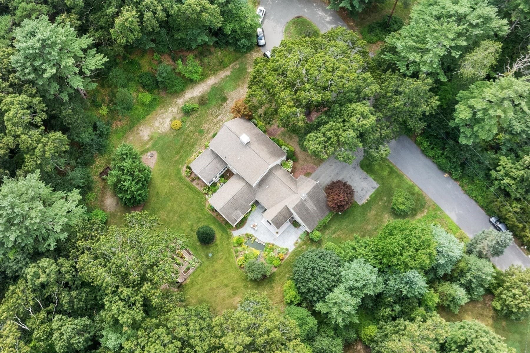 Single Family Residence at 59 Beaverbrook Ln, Duxbury MA 02332, Duxbury, photo 37 of 41