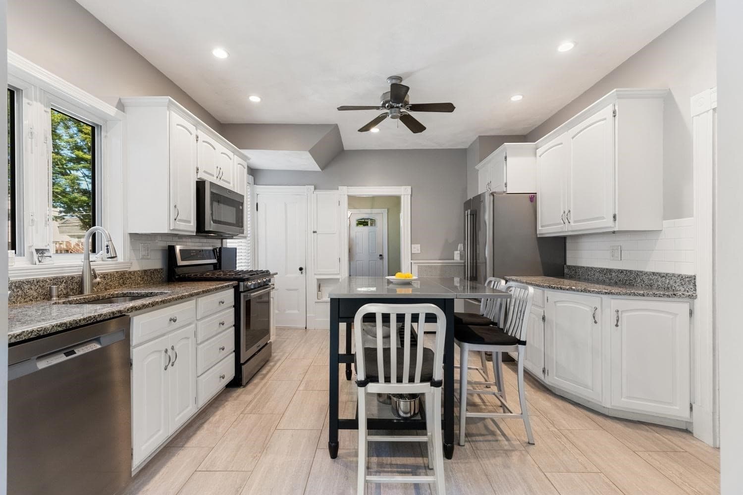 Single Family Residence at 5 Walnut St, Wakefield MA 01880, Wakefield, photo 20 of 35