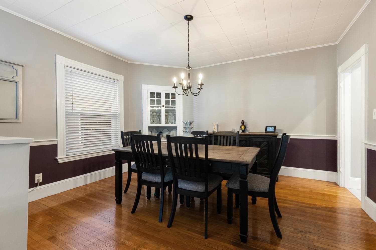 Single Family Residence at 5 Walnut St, Wakefield MA 01880, Wakefield, photo 15 of 35