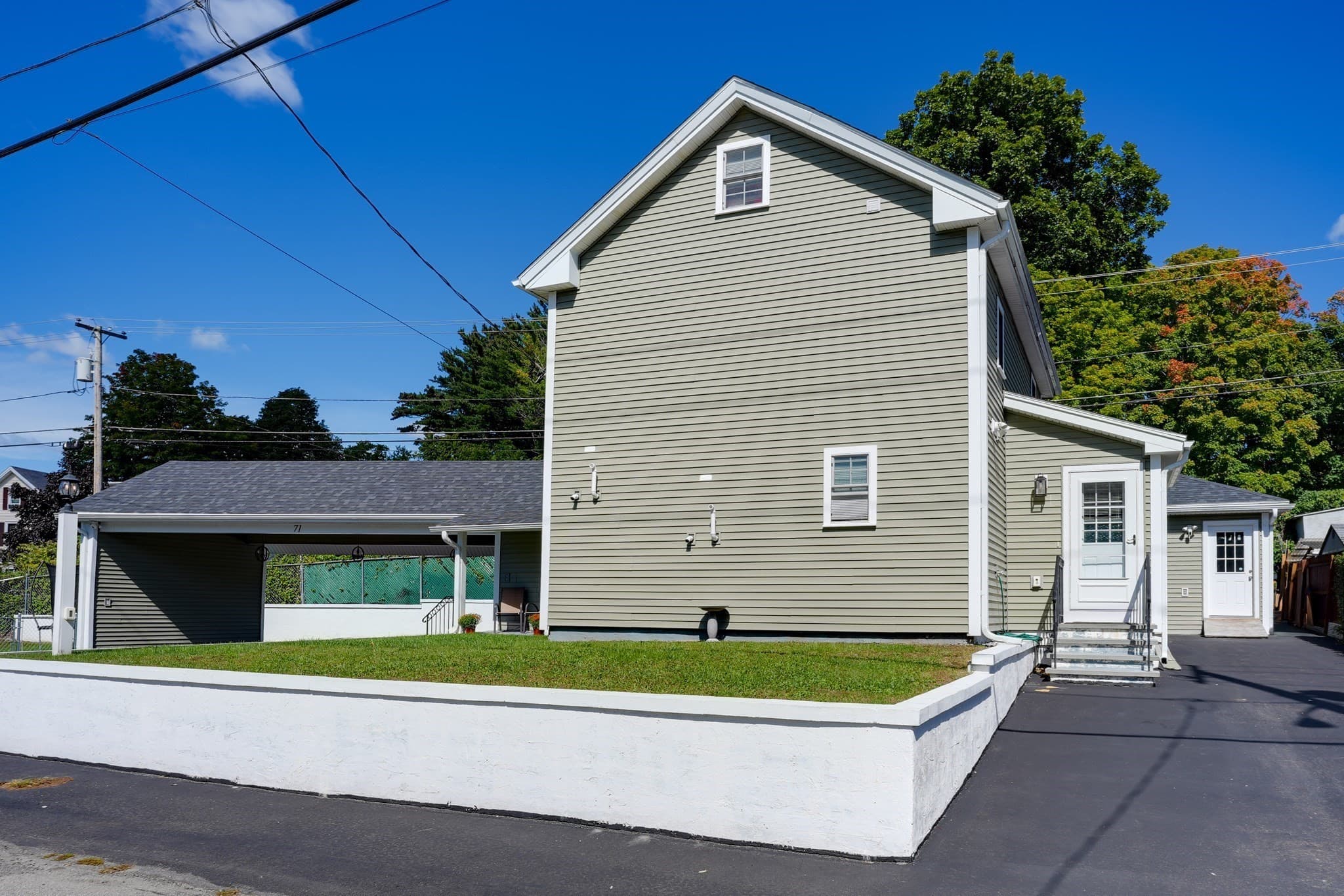 Single Family Residence at 71 River St, Leominster MA 01453, Leominster, photo 3 of 34