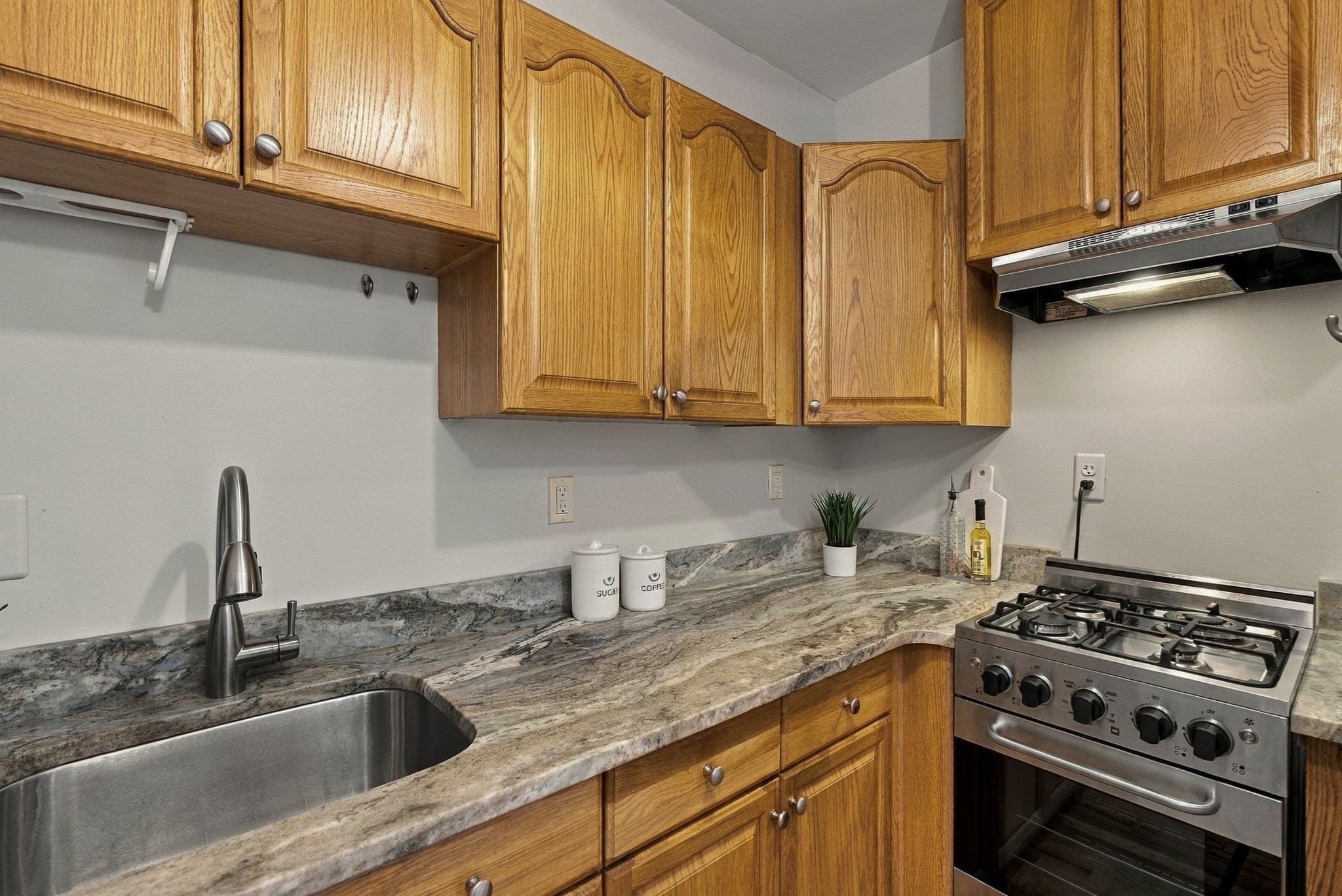 Condominium at 5 Haskell Street # 43, Cambridge MA 02140, Cambridge, photo 10 of 27