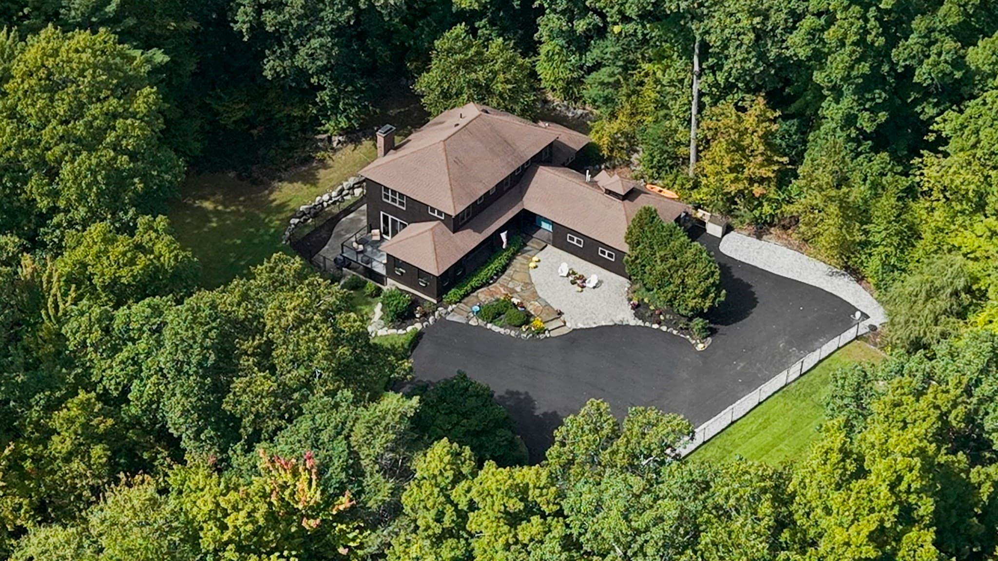 668 North Farms Road, Northampton MA 01062