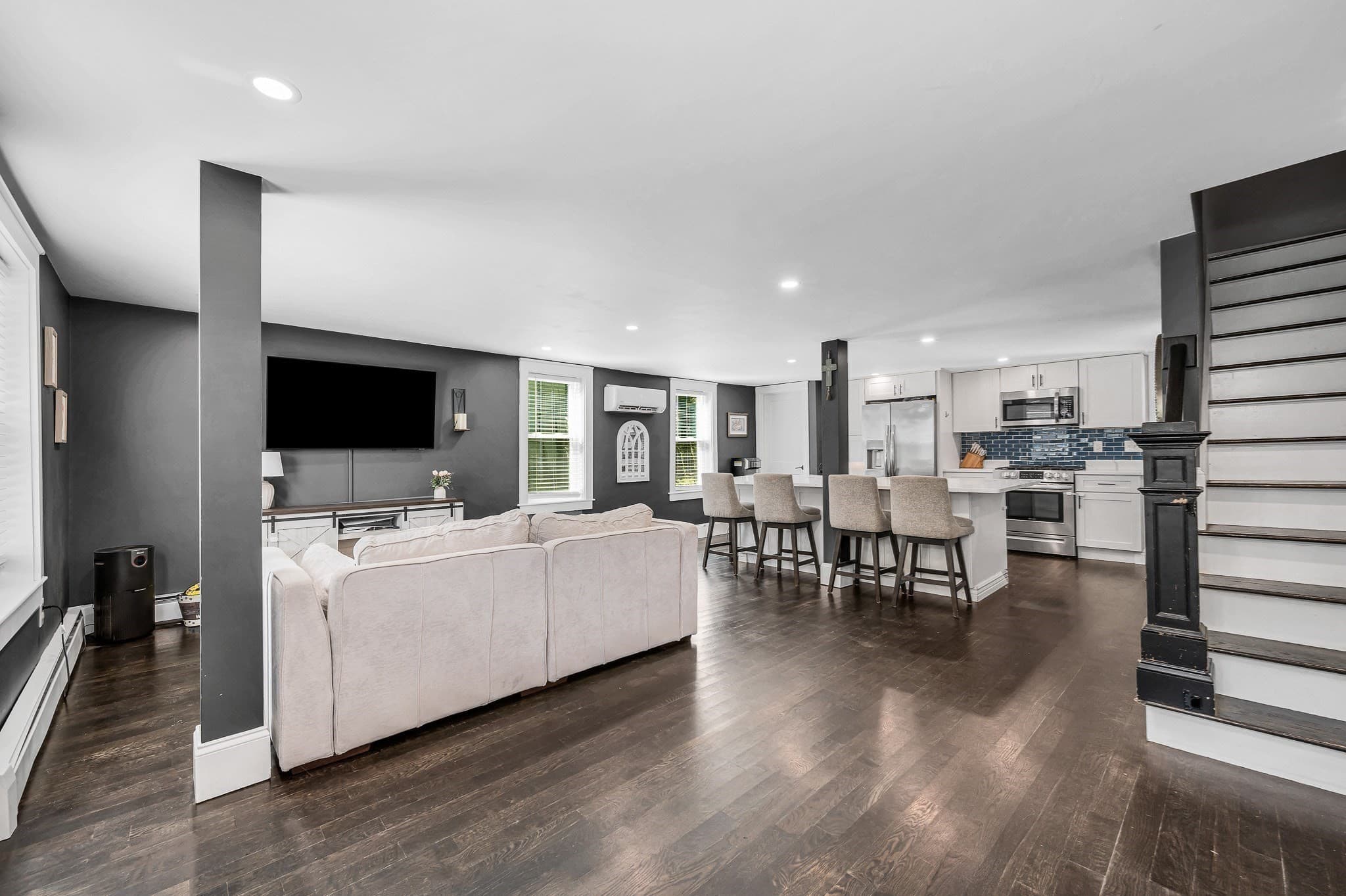 Single Family Residence at 45 Agawam Ave, Haverhill MA 01835, Haverhill, photo 17 of 37