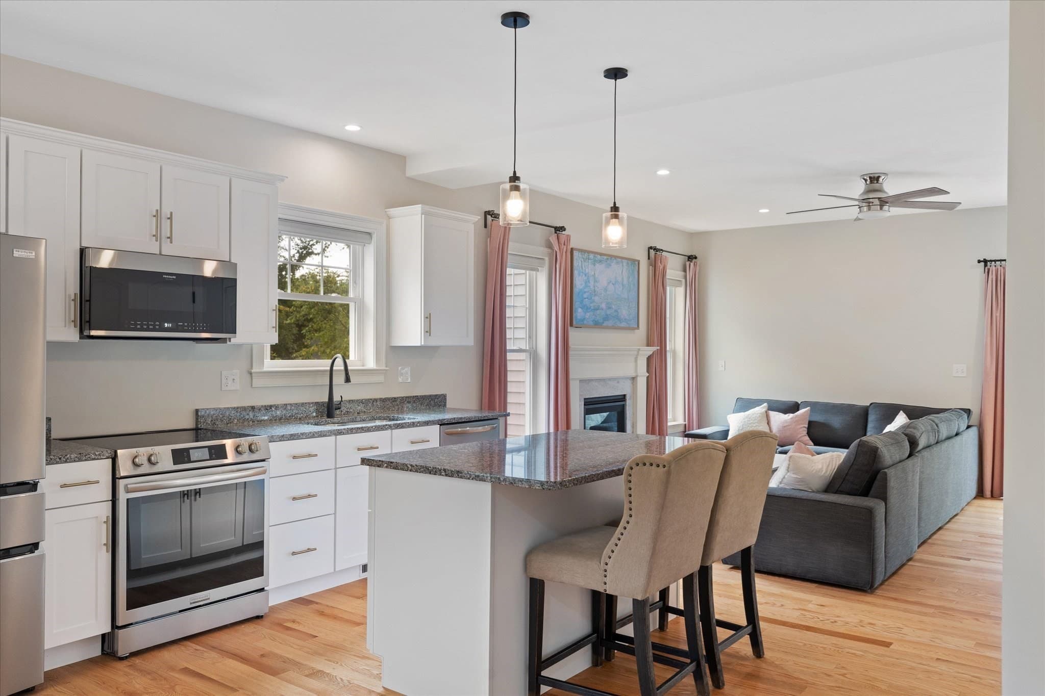 Condominium at 3 Millie's Way # 3, Sterling MA 01564, Sterling, photo 4 of 31