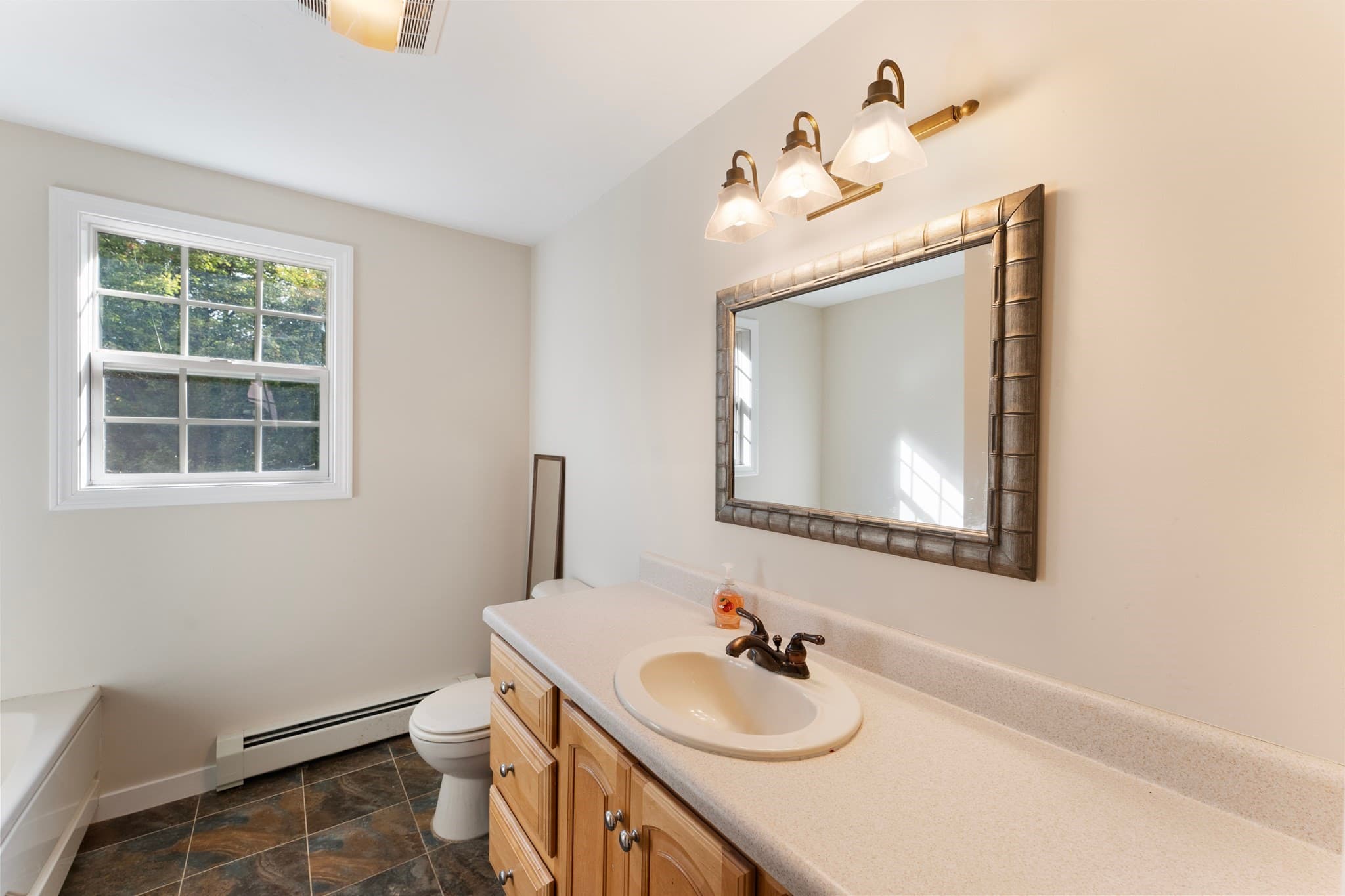 Single Family Residence at 3 Scott Lane, Leicester MA 01524, Leicester, photo 22 of 40