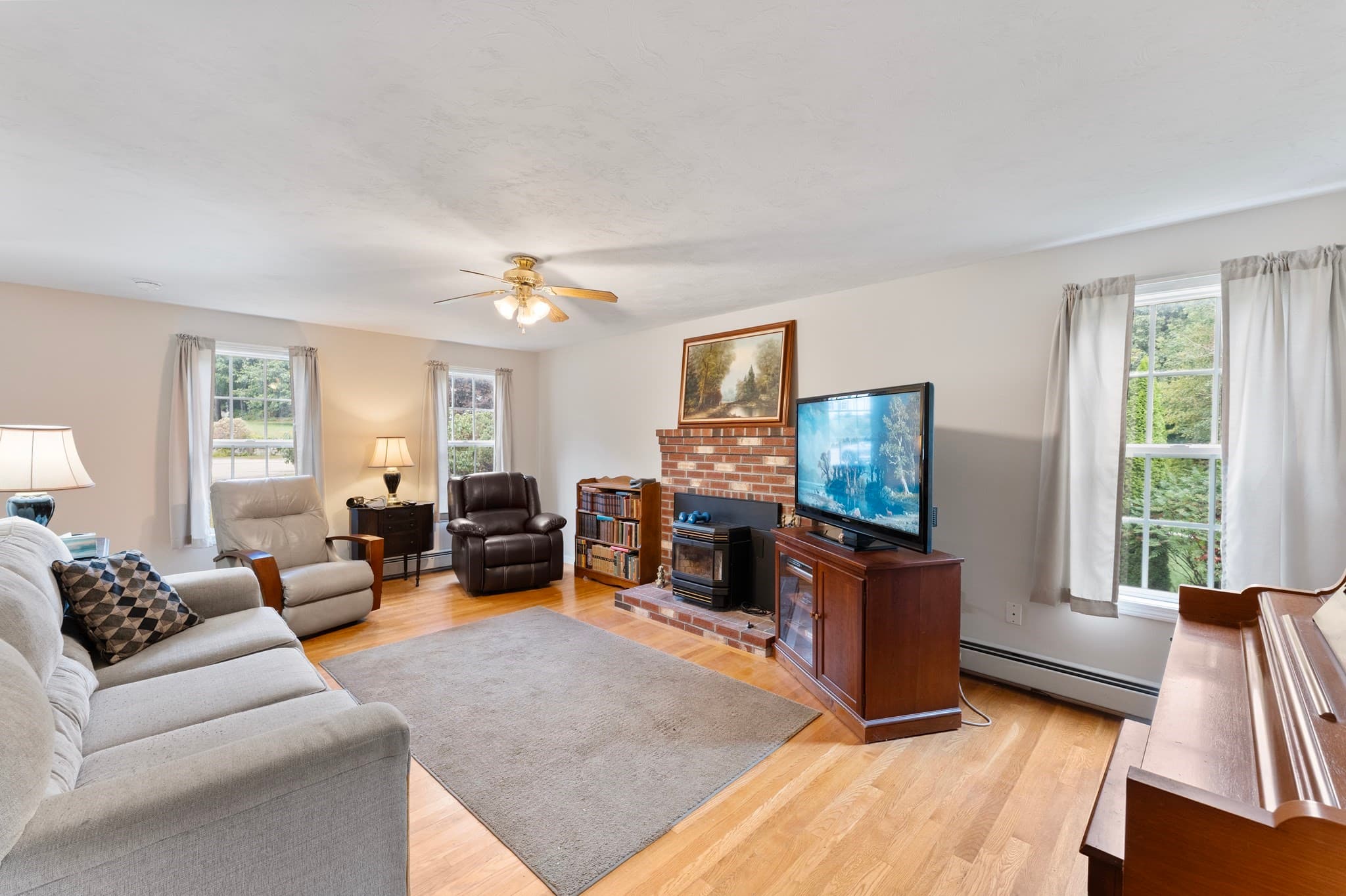 Single Family Residence at 3 Scott Lane, Leicester MA 01524, Leicester, photo 15 of 40