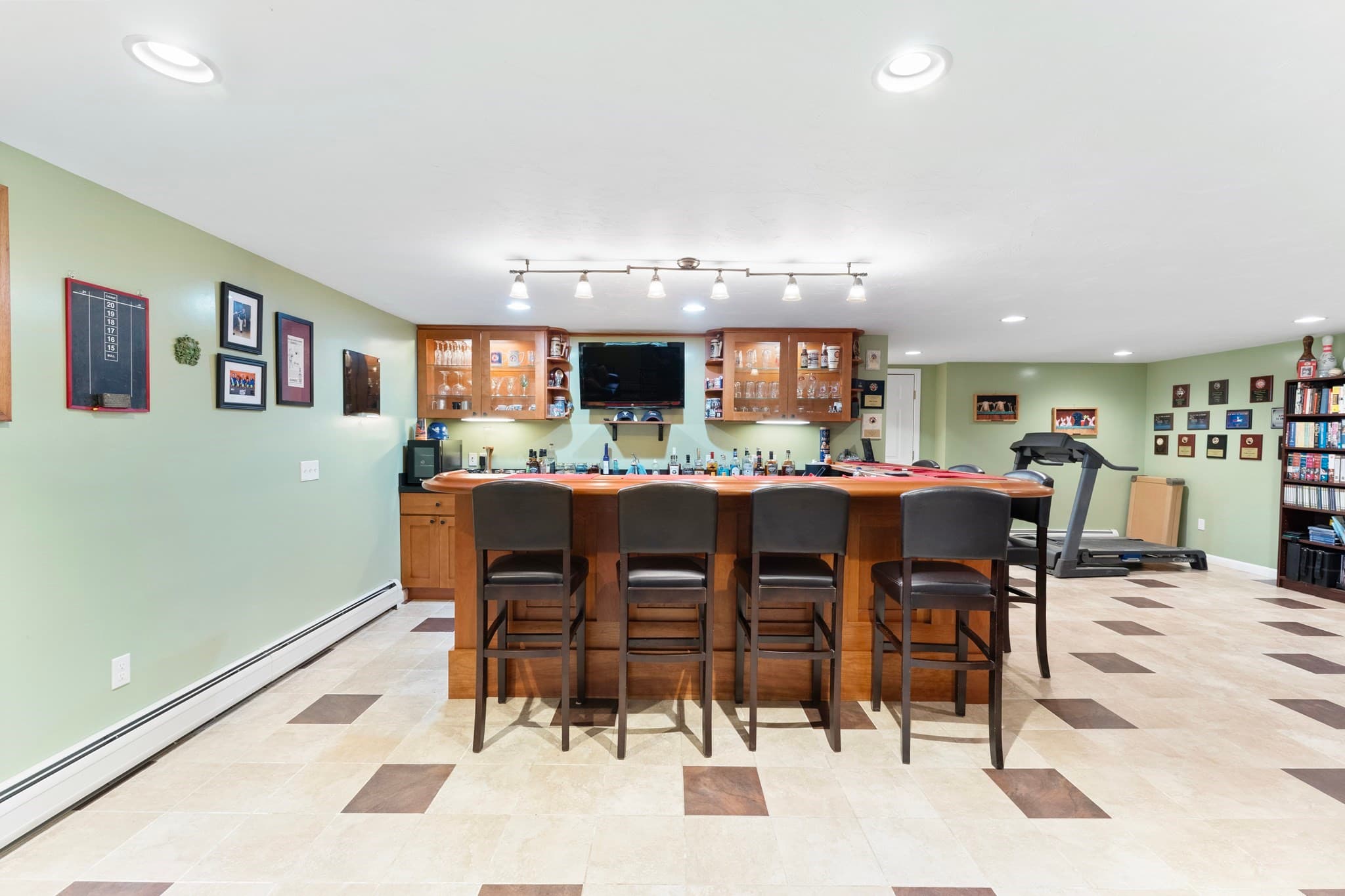 Single Family Residence at 3 Scott Lane, Leicester MA 01524, Leicester, photo 29 of 40