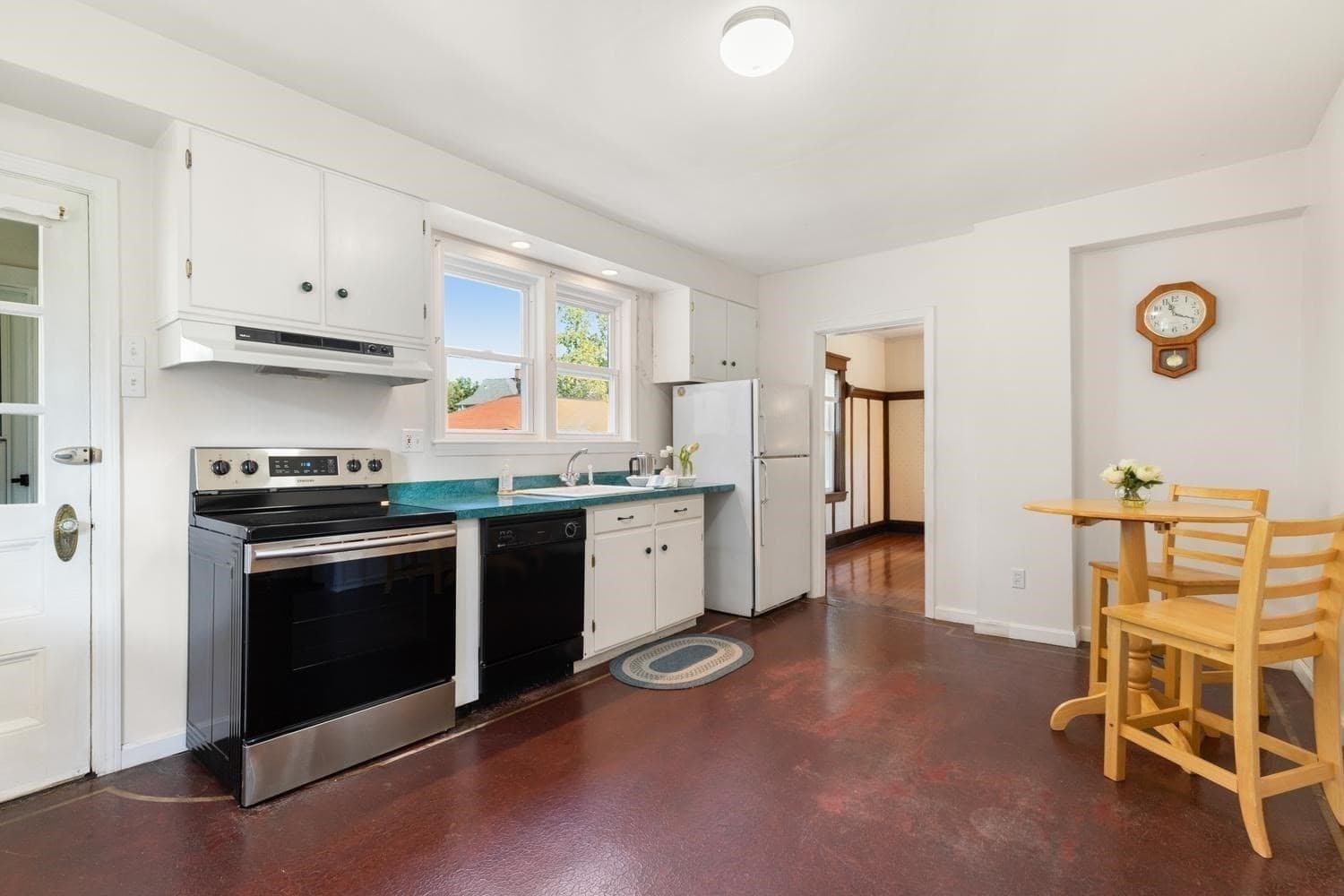 Single Family Residence at 17 Sturtevant St, Beverly MA 01915, Beverly, photo 14 of 34