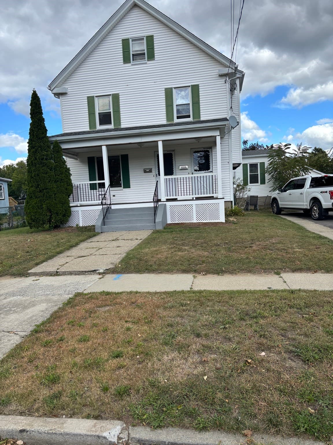 58 Lawrence St, Framingham MA 01702