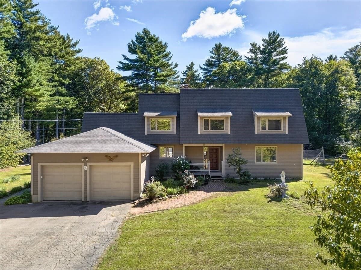Single Family Residence at 50 Highland St, Easton MA 02375, Easton, photo 7 of 42