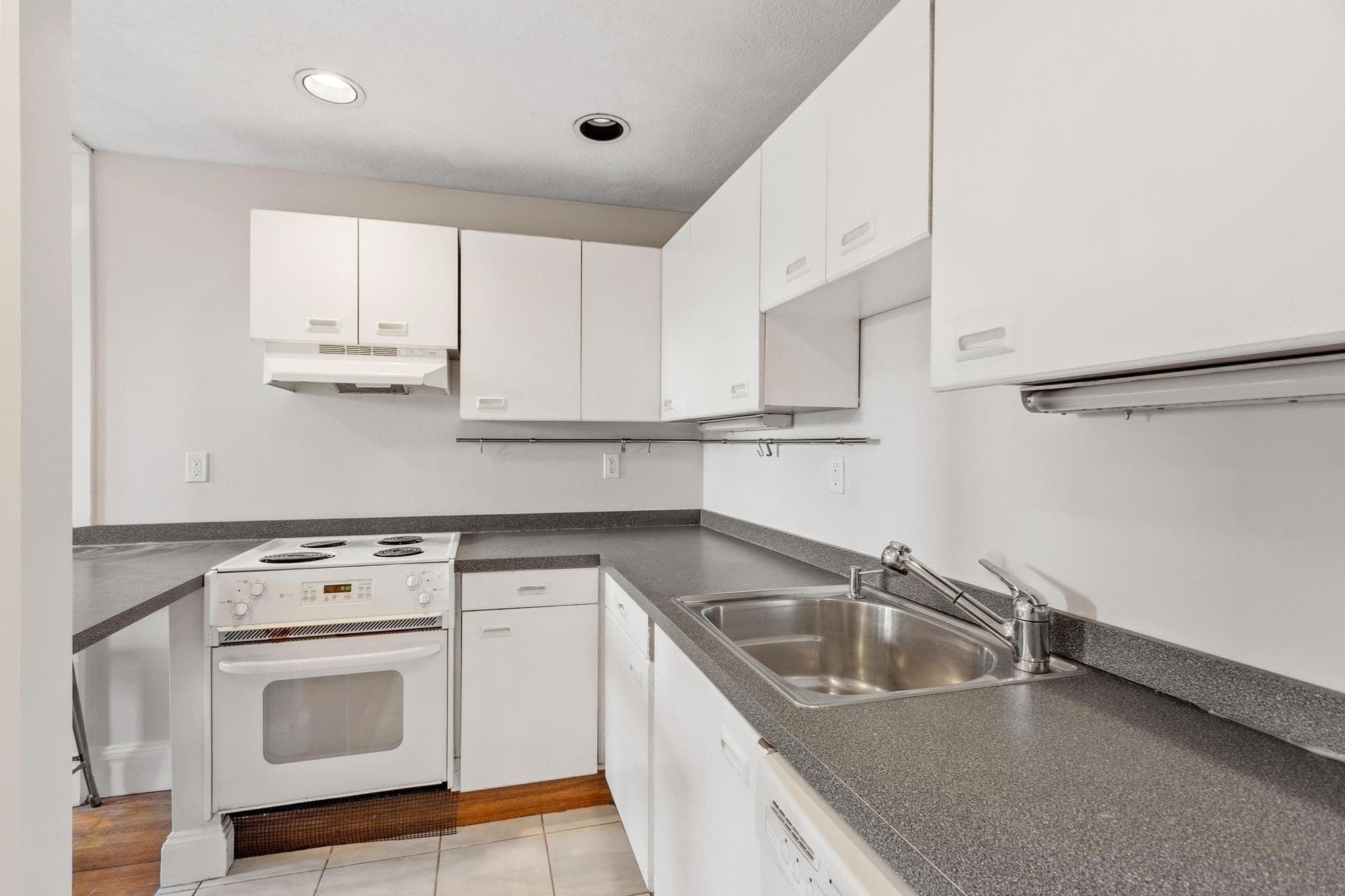 Condominium at 451 Park Dr # 4D, Boston MA 02215, Boston, photo 7 of 26